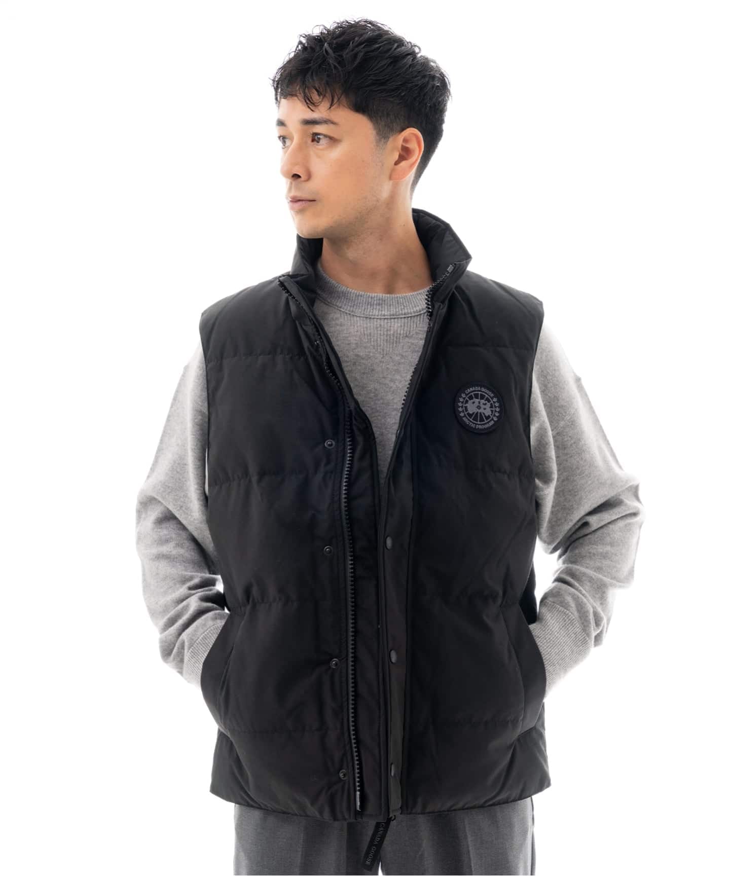   2081MB Garson Vest ブラック ガーソン ベスト ブラックレーベル(2081MB)｜カナダグース (CANADA