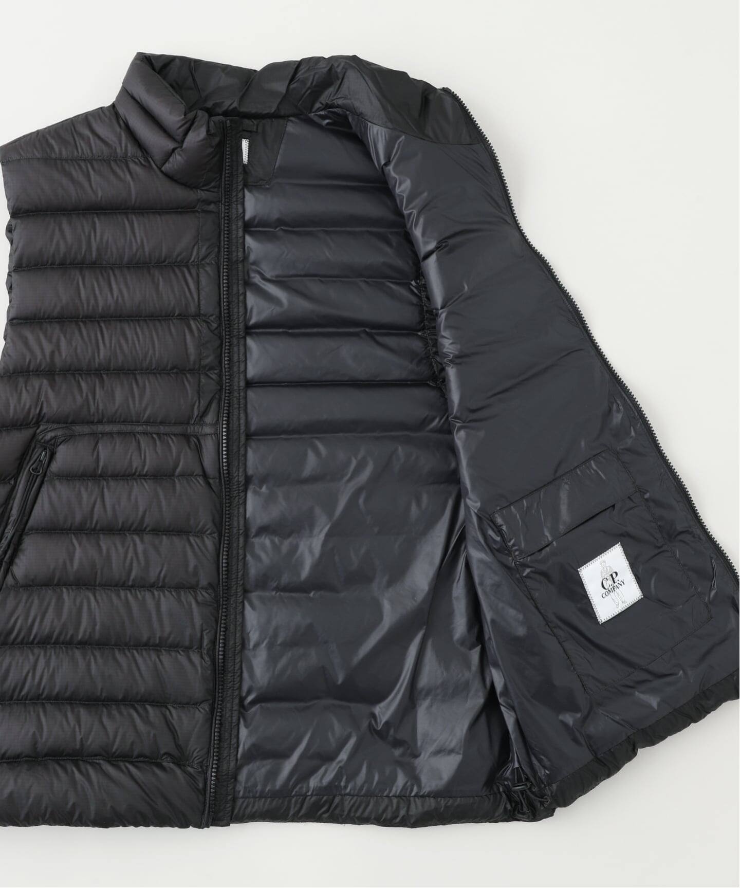 c.p.companyベスト C.P. COMPANY (シーピーカンパニー) VEST IN DD-SHELL（ダウン・中綿