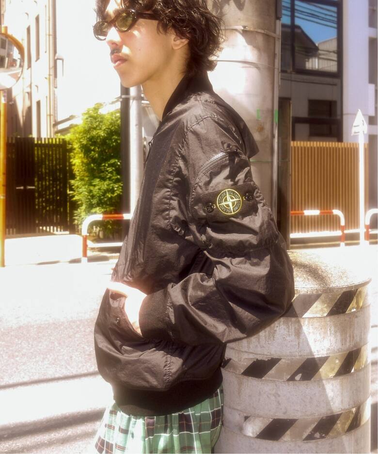 STONE ISLAND / ストーンアイランド ライトボンバージャケット 