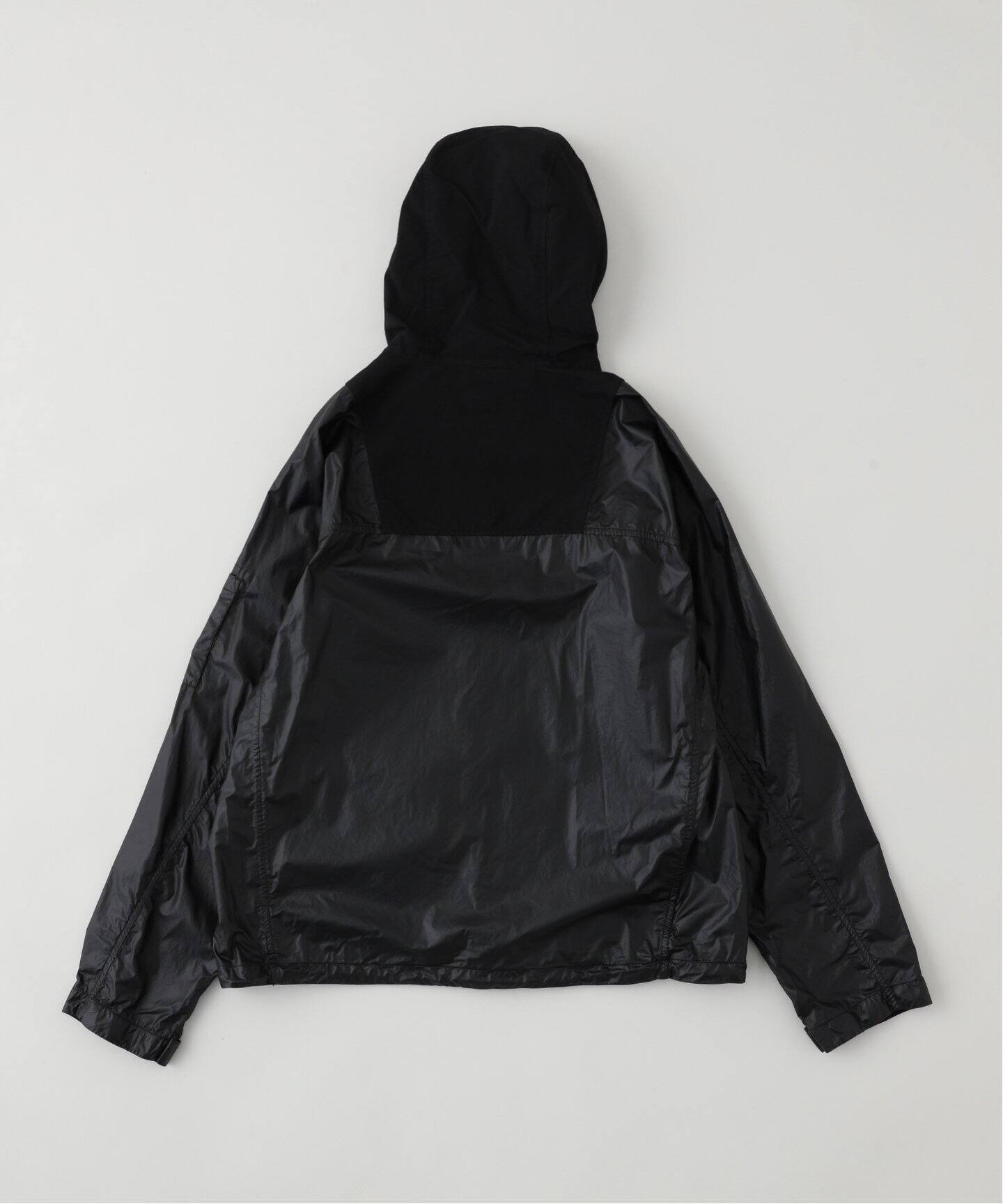 C.P. Company / シーピーカンパニー】CS II HOODED LENS JACKET 