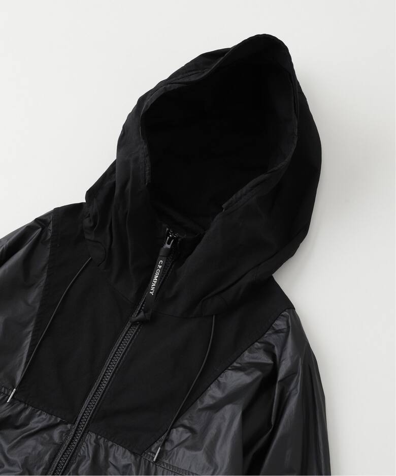 C.P. Company / シーピーカンパニー】CS II HOODED LENS JACKET 