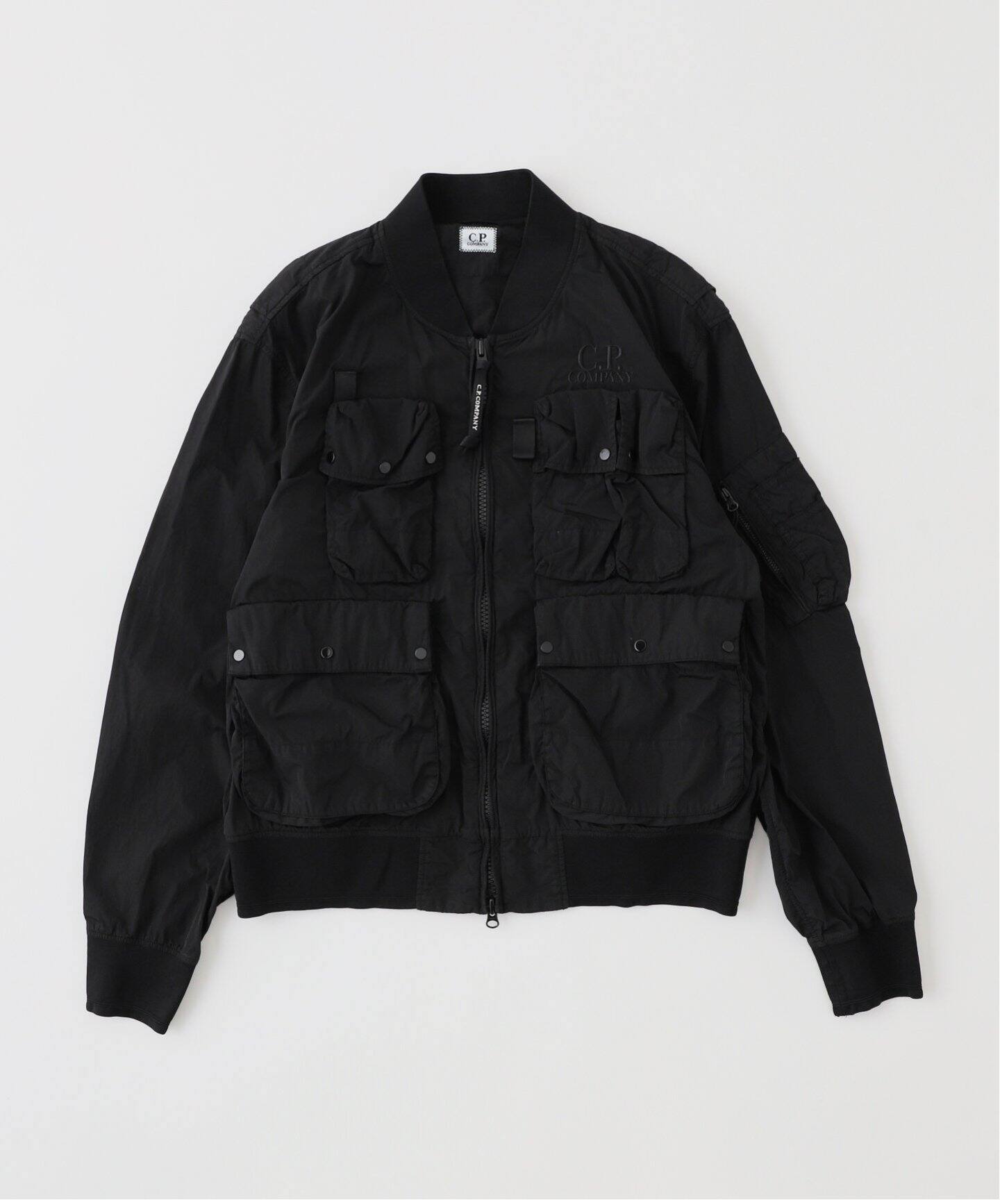 C.P. Company / シーピーカンパニー】CHROME-R MULTI PK BOMBER JACKET 