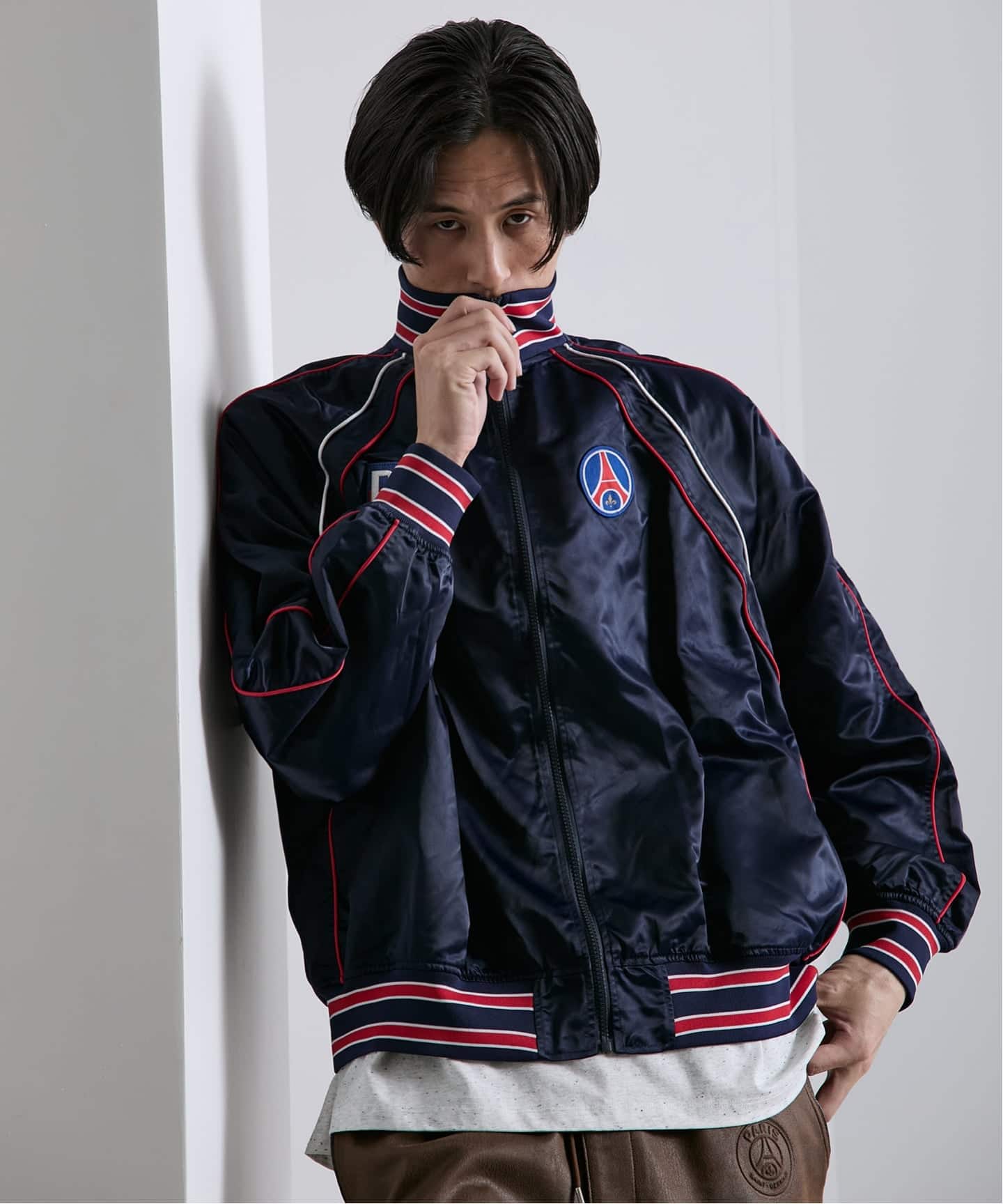 【レア】PSG パリサンジェルマン サテンスタジャン M ネイビー 中綿　刺繍 Paris Saint-Germain / パリ・サン＝ジェルマン】 JP Iconic Satin Zip