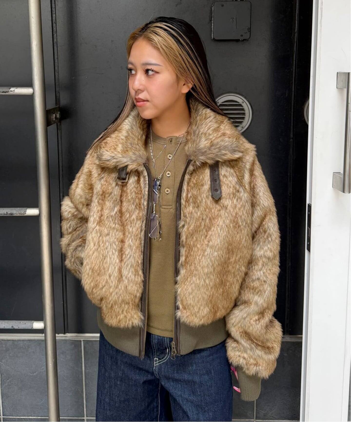 Orians ブラウン ファー ボンバージャケット フェイクファーブルゾン（その他ブルゾン／アウター）｜Oriens JOURNAL