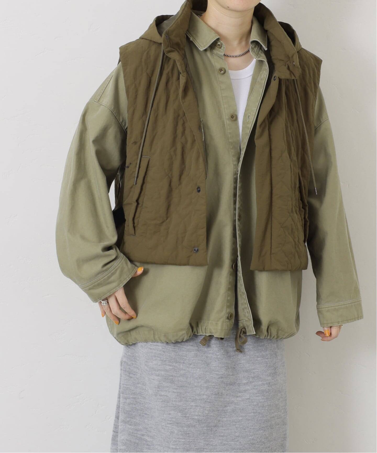 ジャーナルスタンダードラックス　タックベスト　カーキ ジャーナルスタンダードラックス タックベスト カーキ journal