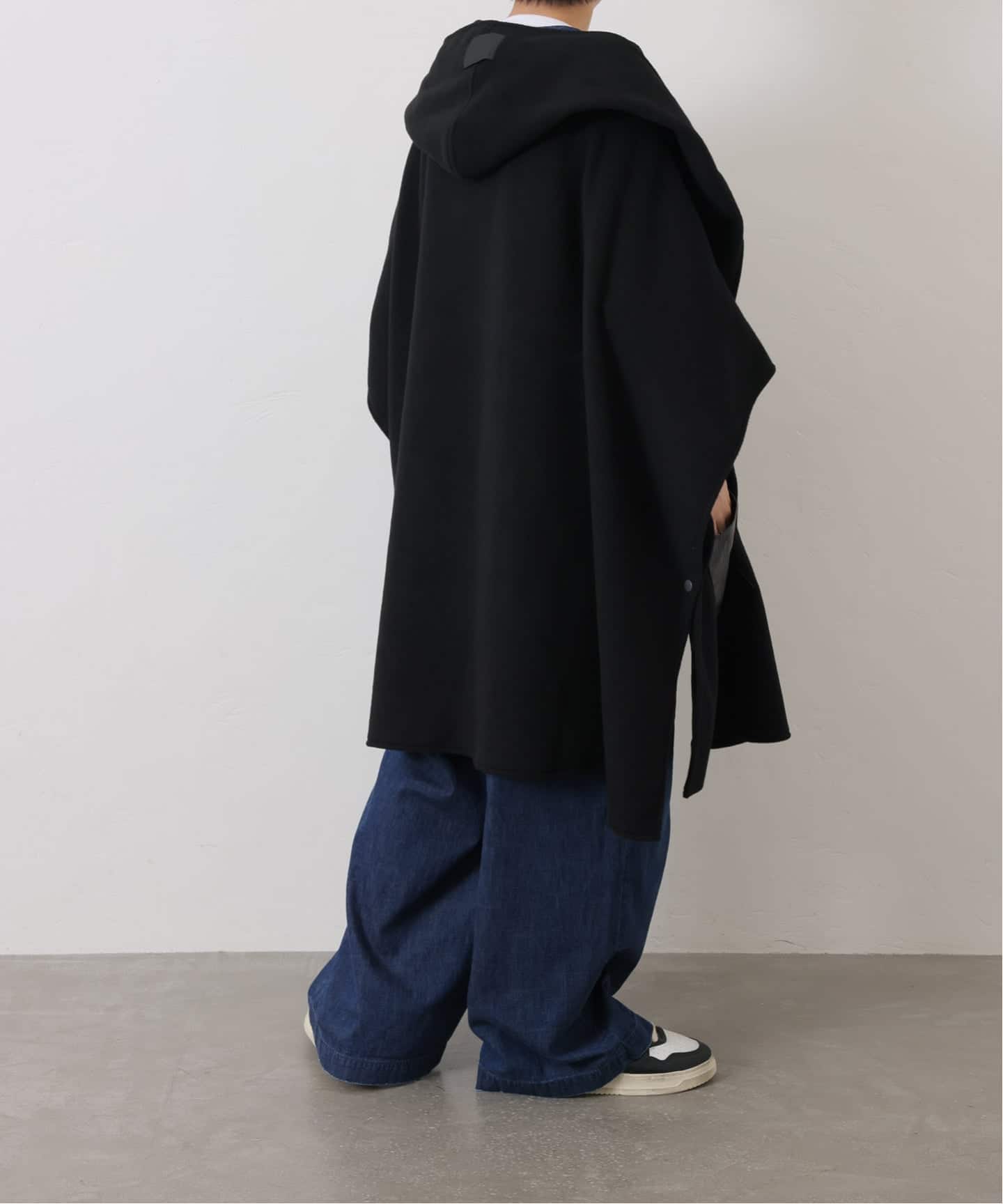 COGTHEBIGSMOKE】GITTY HOODED CAPE（ポンチョ・マント