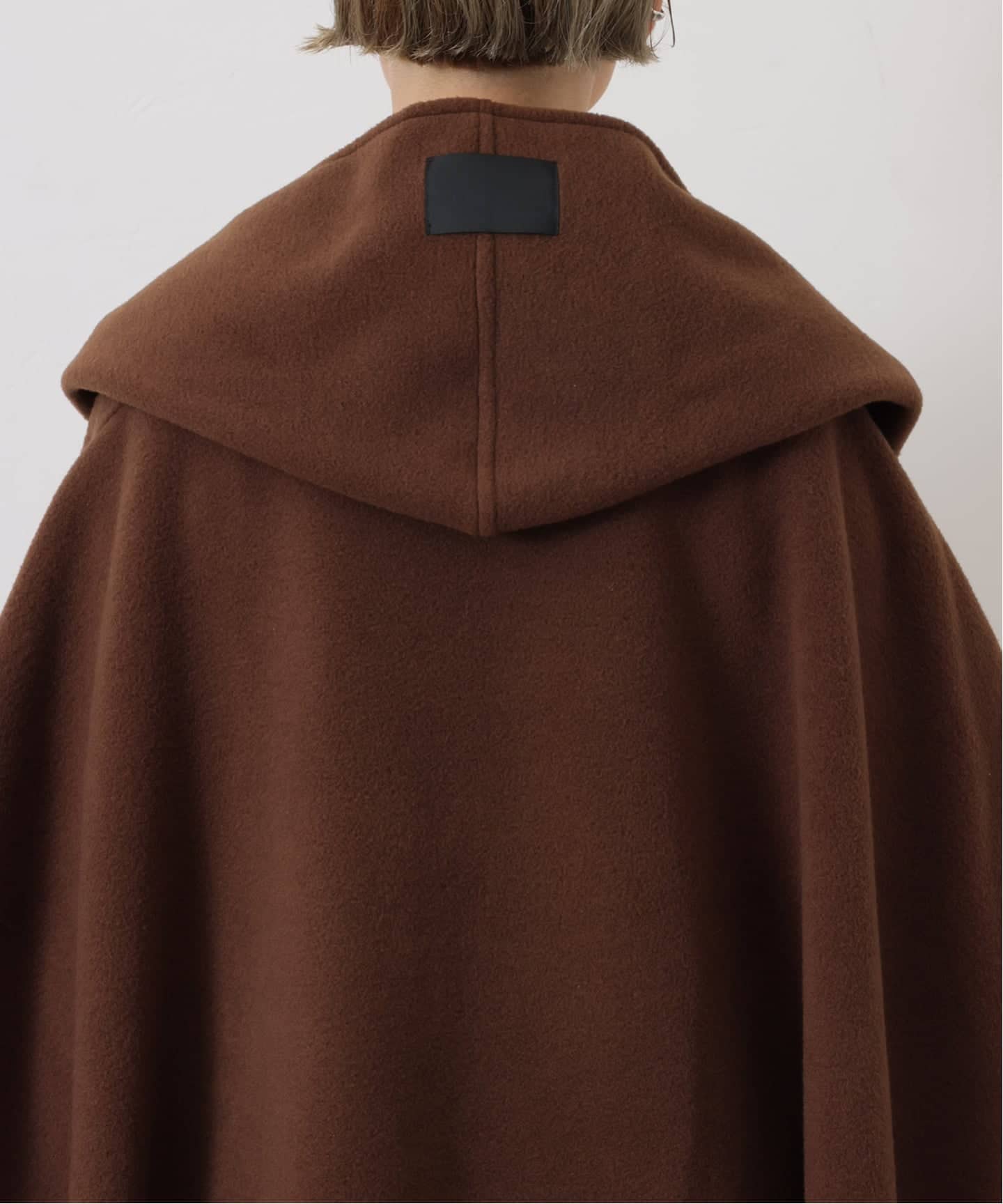 COGTHEBIGSMOKE】GITTY HOODED CAPE（ポンチョ・マント）｜journal