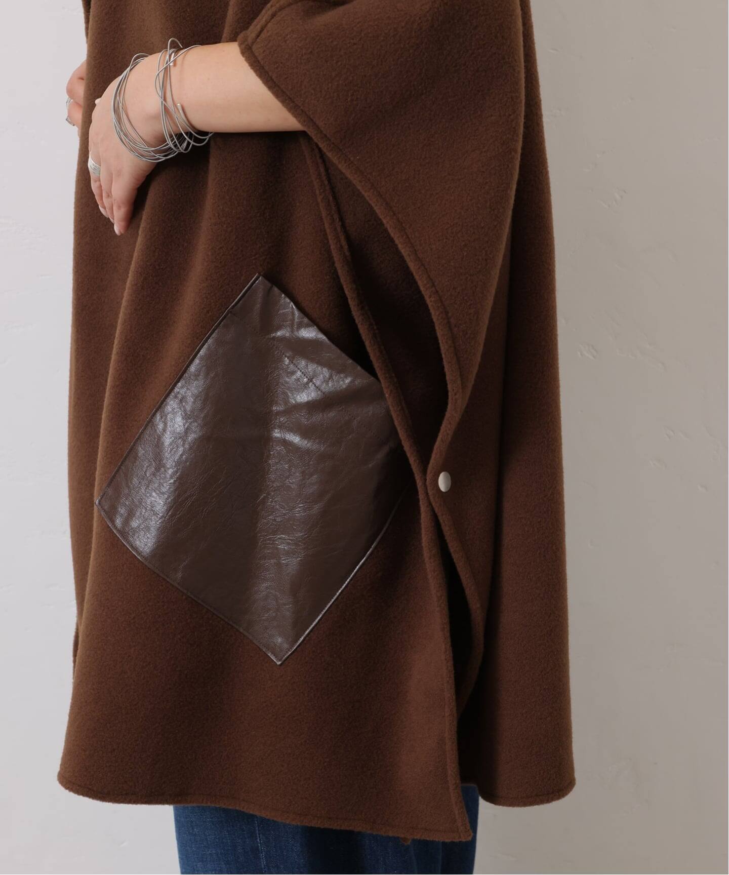 予約》【COGTHEBIGSMOKE】 HOODED CAPE（ポンチョ・マント