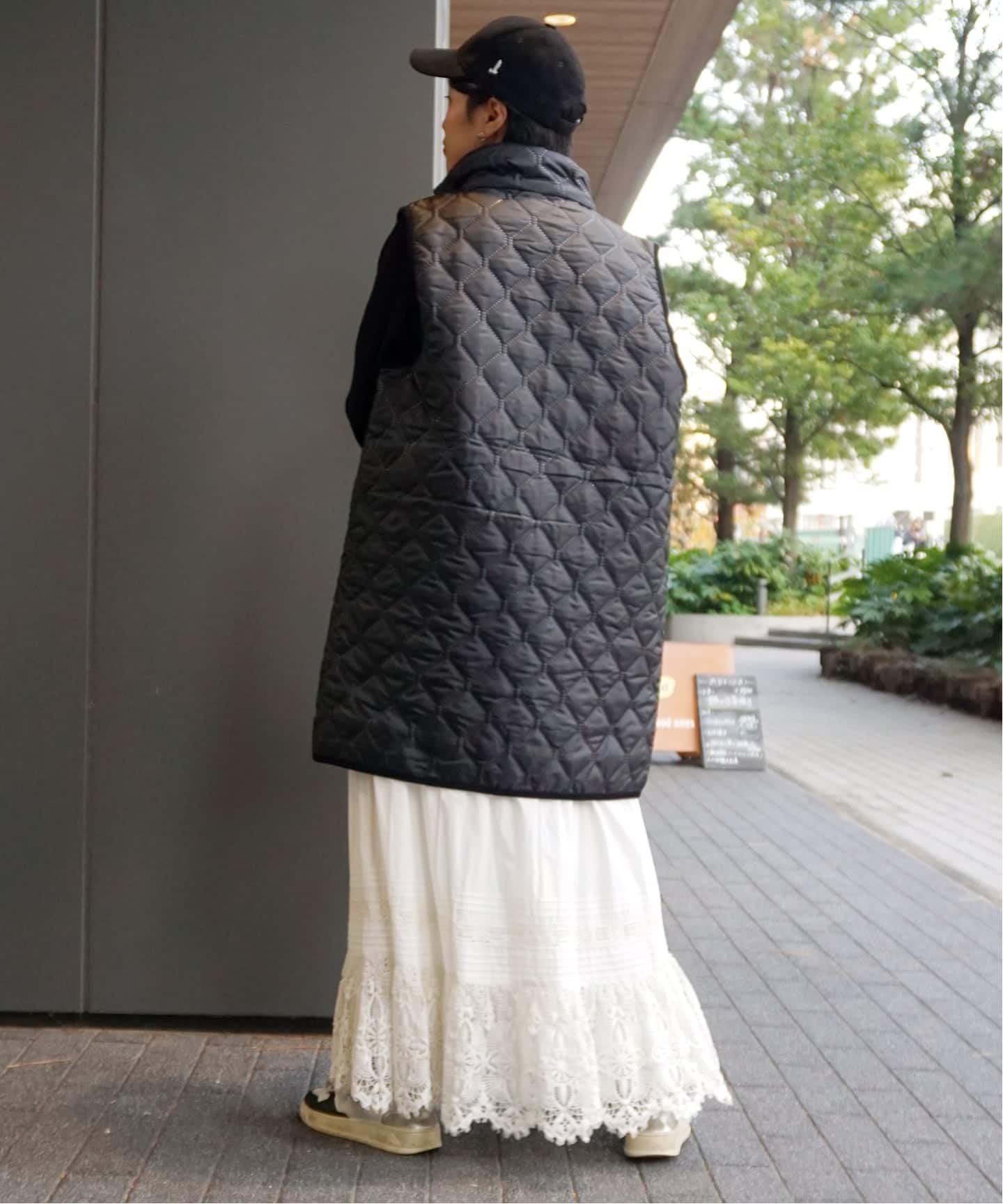 ARMEN 】 HIGH-NECK REVERSIBLE LONG VEST（中綿・キルティング