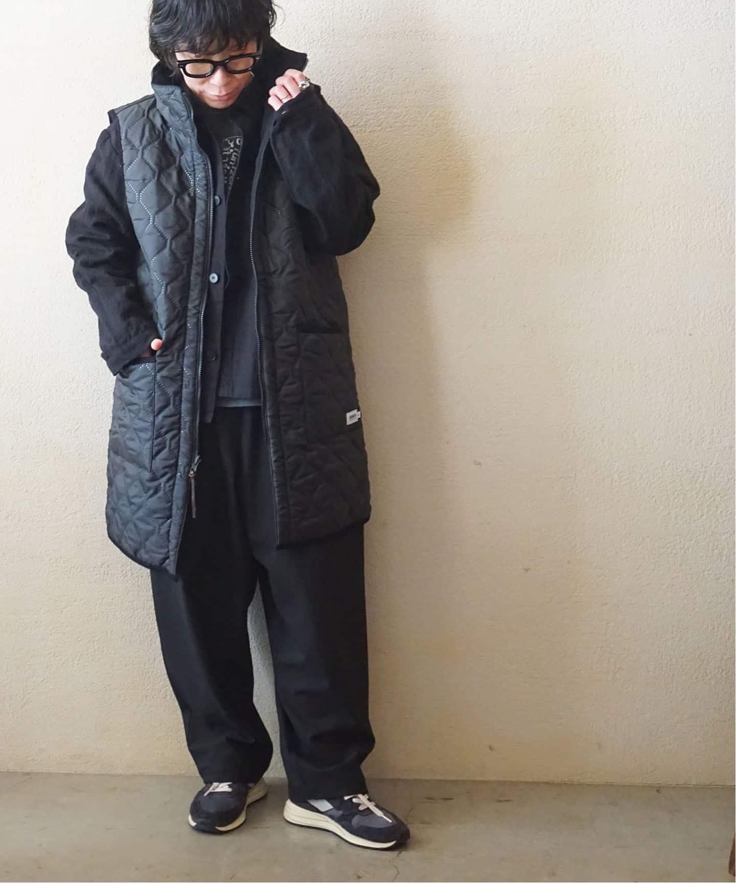 ARMEN 】 HIGH-NECK REVERSIBLE LONG VEST（中綿・キルティング