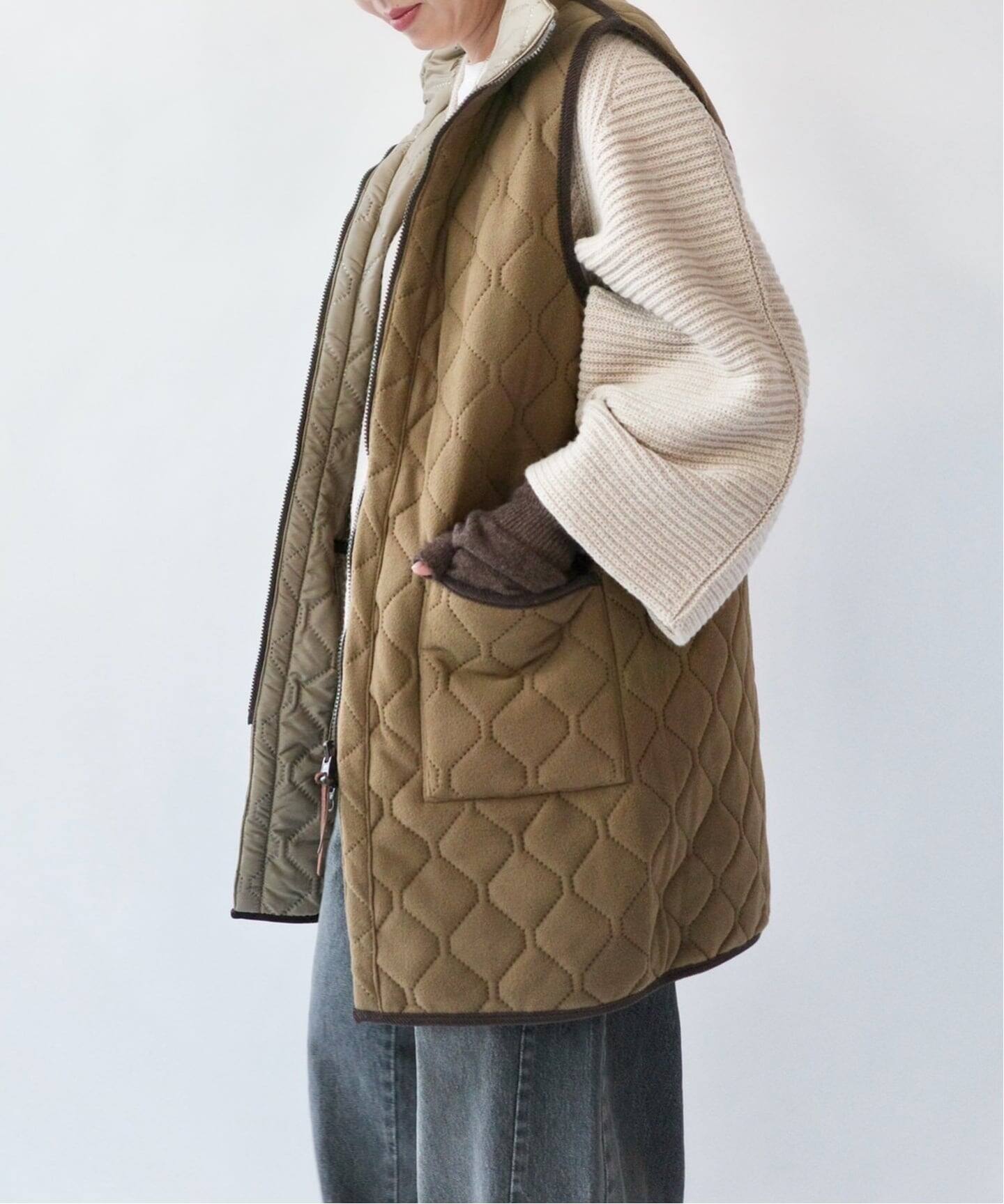 ARMEN 】 HIGH-NECK REVERSIBLE LONG VEST（中綿・キルティング