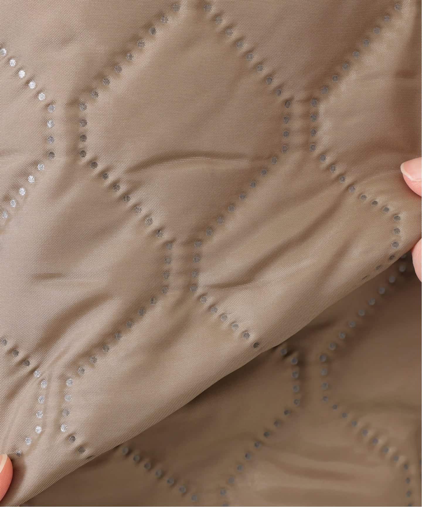 ARMEN 】 HIGH-NECK REVERSIBLE LONG VEST（中綿・キルティング