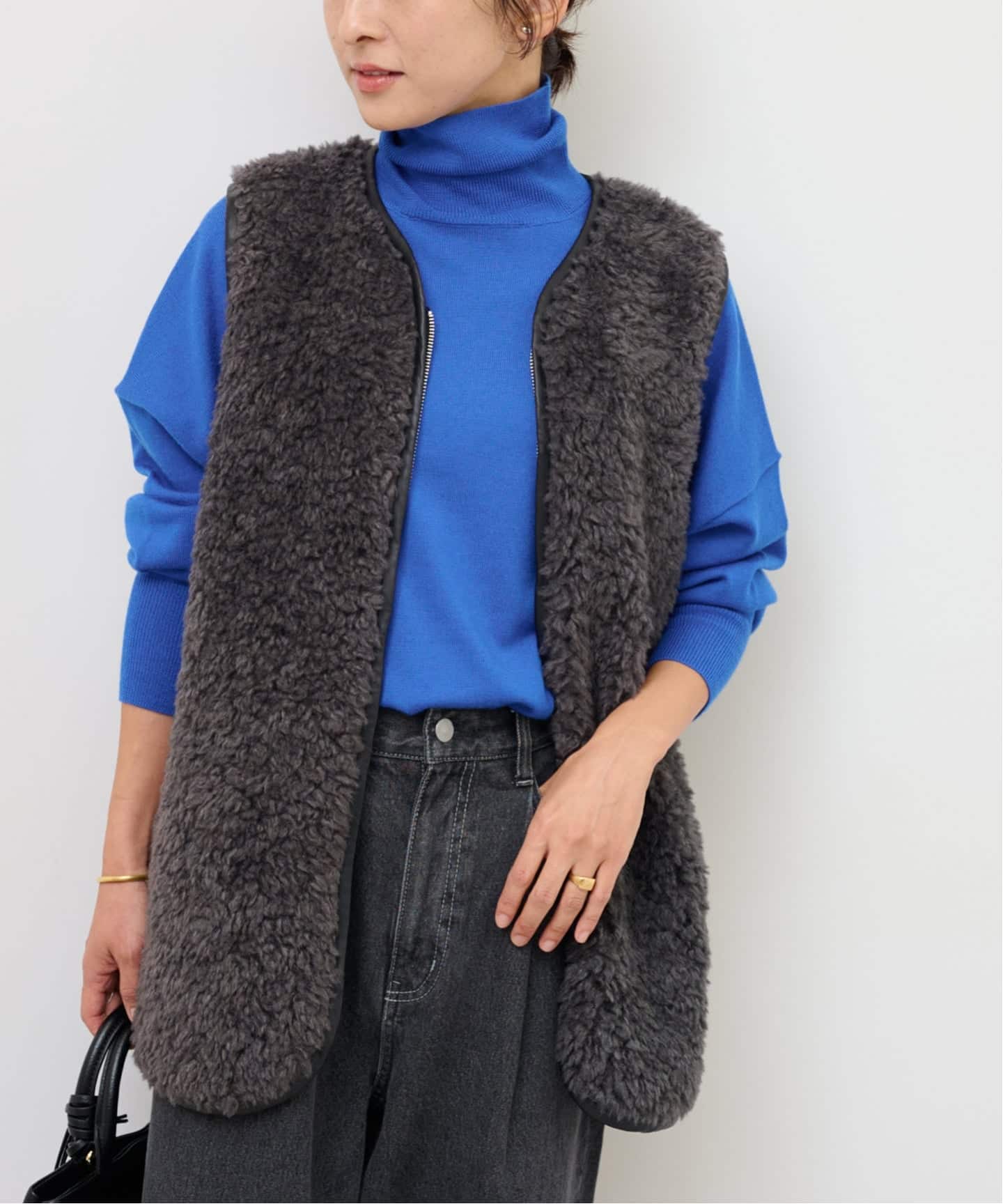 シープフェイクファージップベスト　チャコールグレー WEB限定追加》シープフェイクファージップベスト（ベスト）｜JOURNAL
