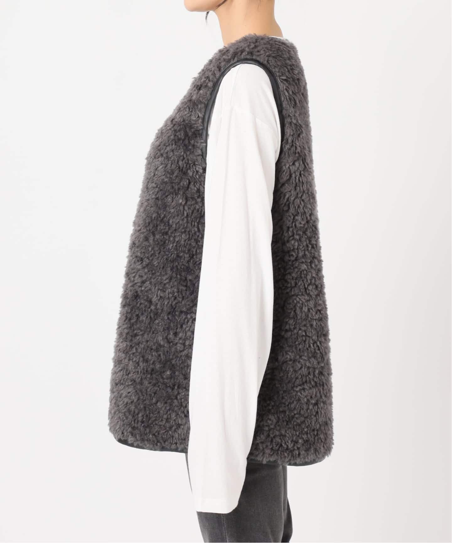 WEB限定追加》シープフェイクファージップベスト（ベスト