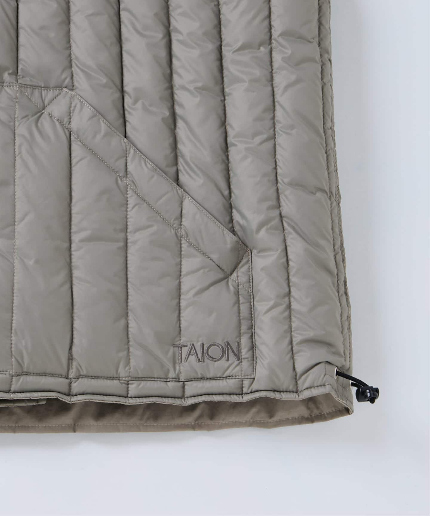 TAION / タイオン 別注 ヴァーチカルキルト リバーシブル ダウンベスト