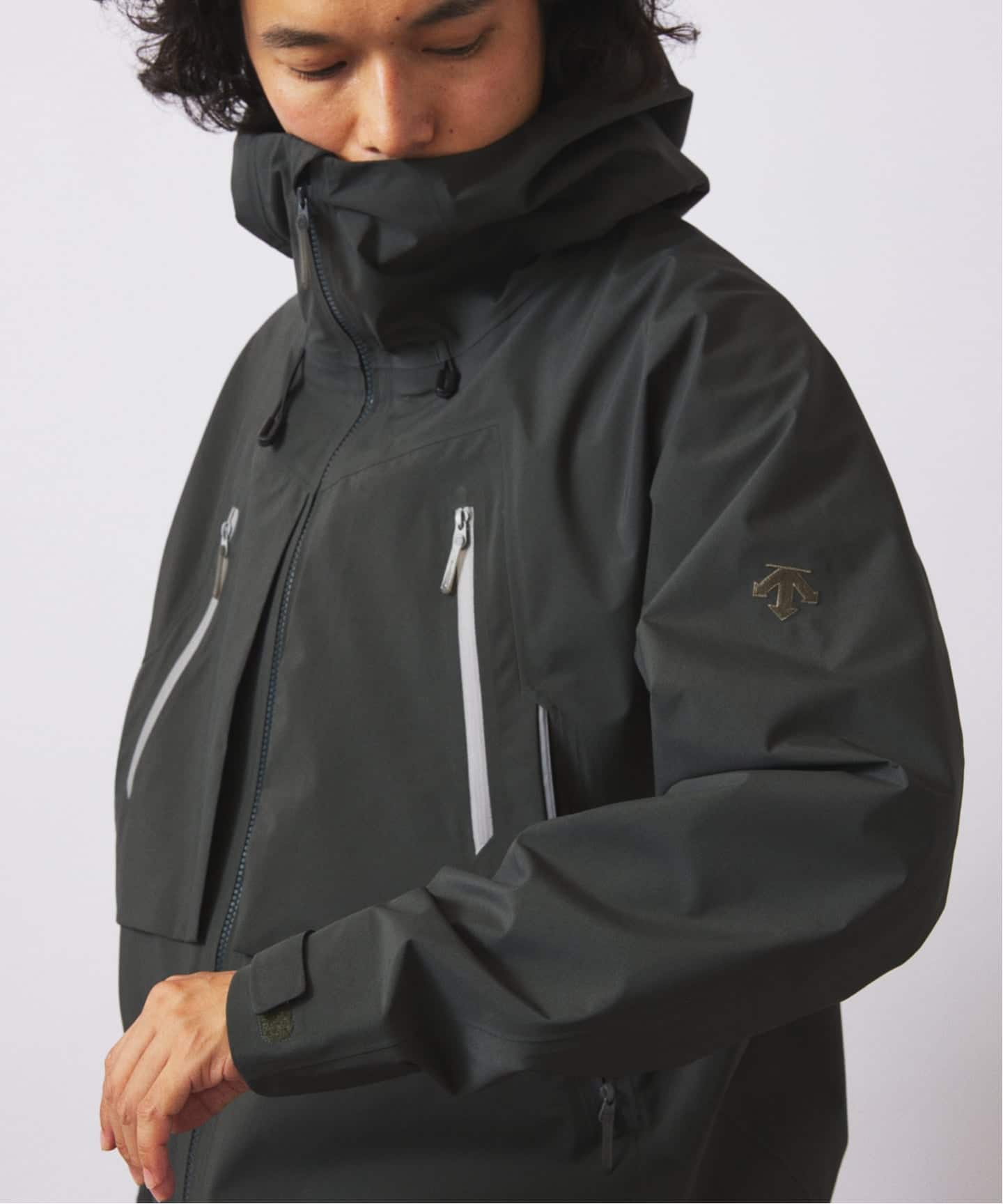 DESCENTE マウンテンジャケット　スキージャケット DESCENTE ALLTERRAIN 81 「ZENCHIKEI」 全地形に対応する