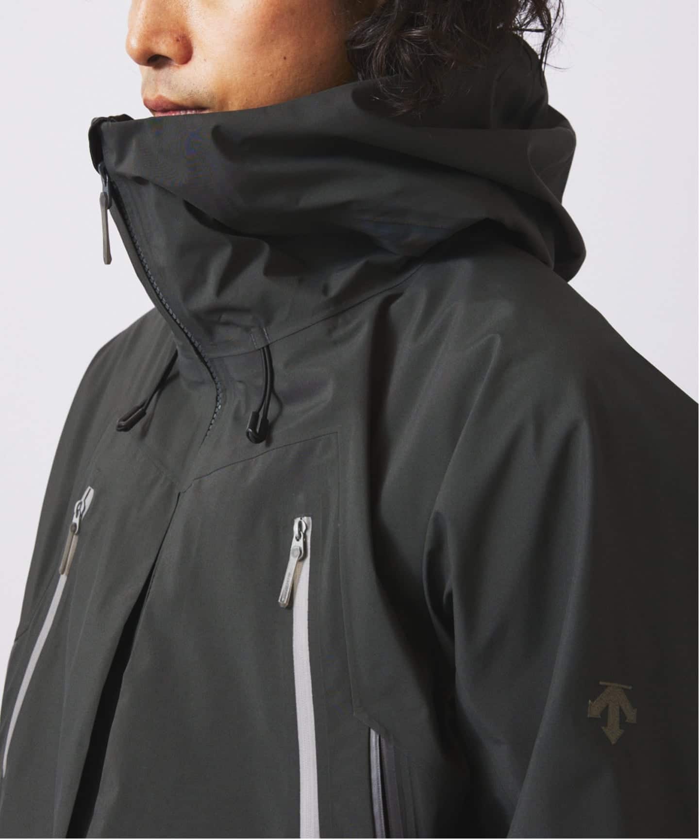 DESCENTE マウンテンパーカー シェルジャケット DESCENTE ALLTERRAIN マウンテンパーカー ウインドブレーカー