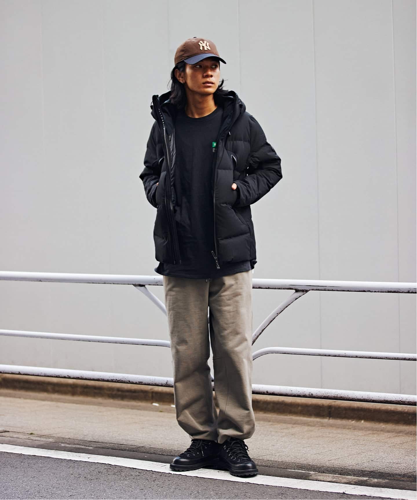 DESCENTE　ALLTERRAIN 水沢ダウン　マウンテニア　ブラックM エディフィス EDIFICE DESCENTE ALLTERRAIN 水沢ダウン MOUNTAINEER