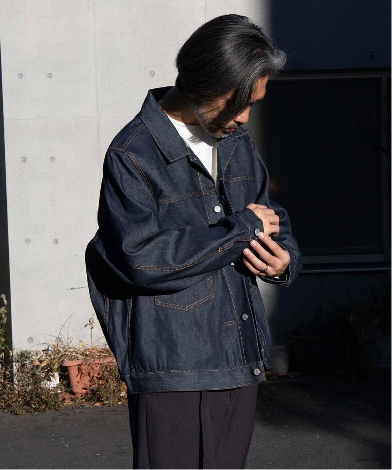 追加》LEVI
