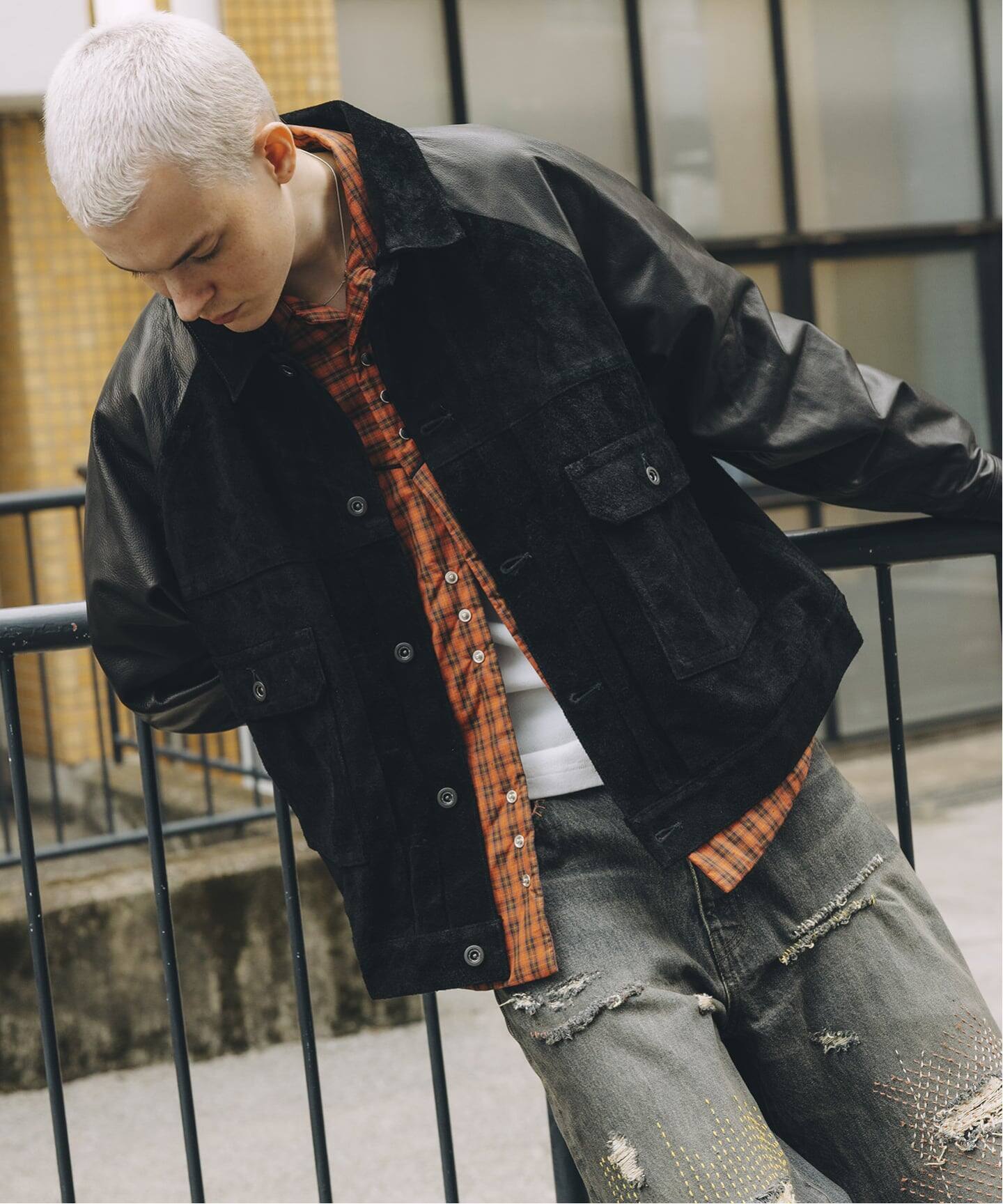 A LEATHER × JOURNAL STANDARD COMBI TRUCKER JACKET（レザー