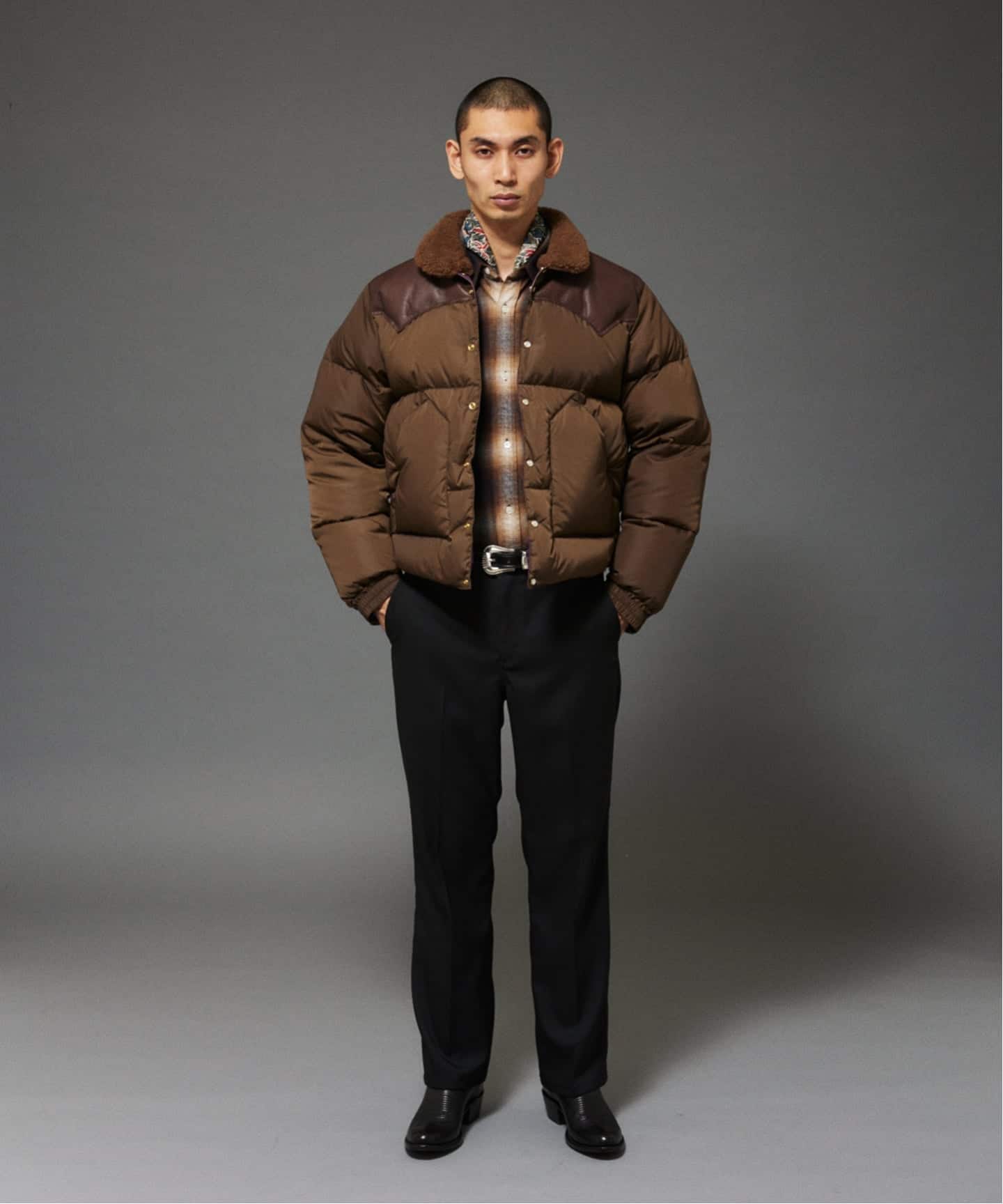 極美品　2024AW 今期モデル　ロッキーマウンテン　ダウンジャケット　モカ 楽天市場】ロッキーマウンテン ダウンジャケット（ブランドロッキー