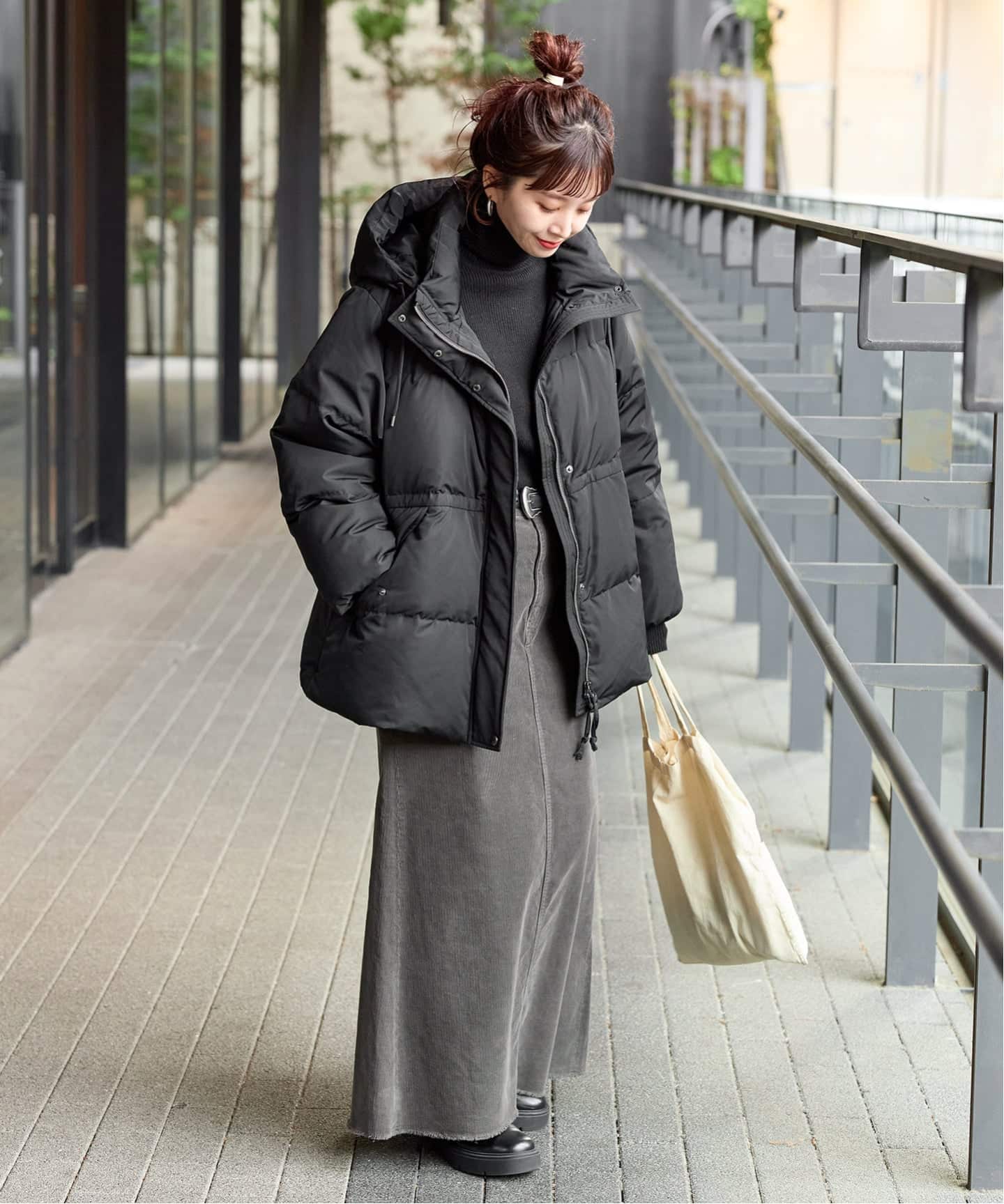 撥水 / 撥油 / フラッフィーフーディミトンダウン（ダウンジャケット