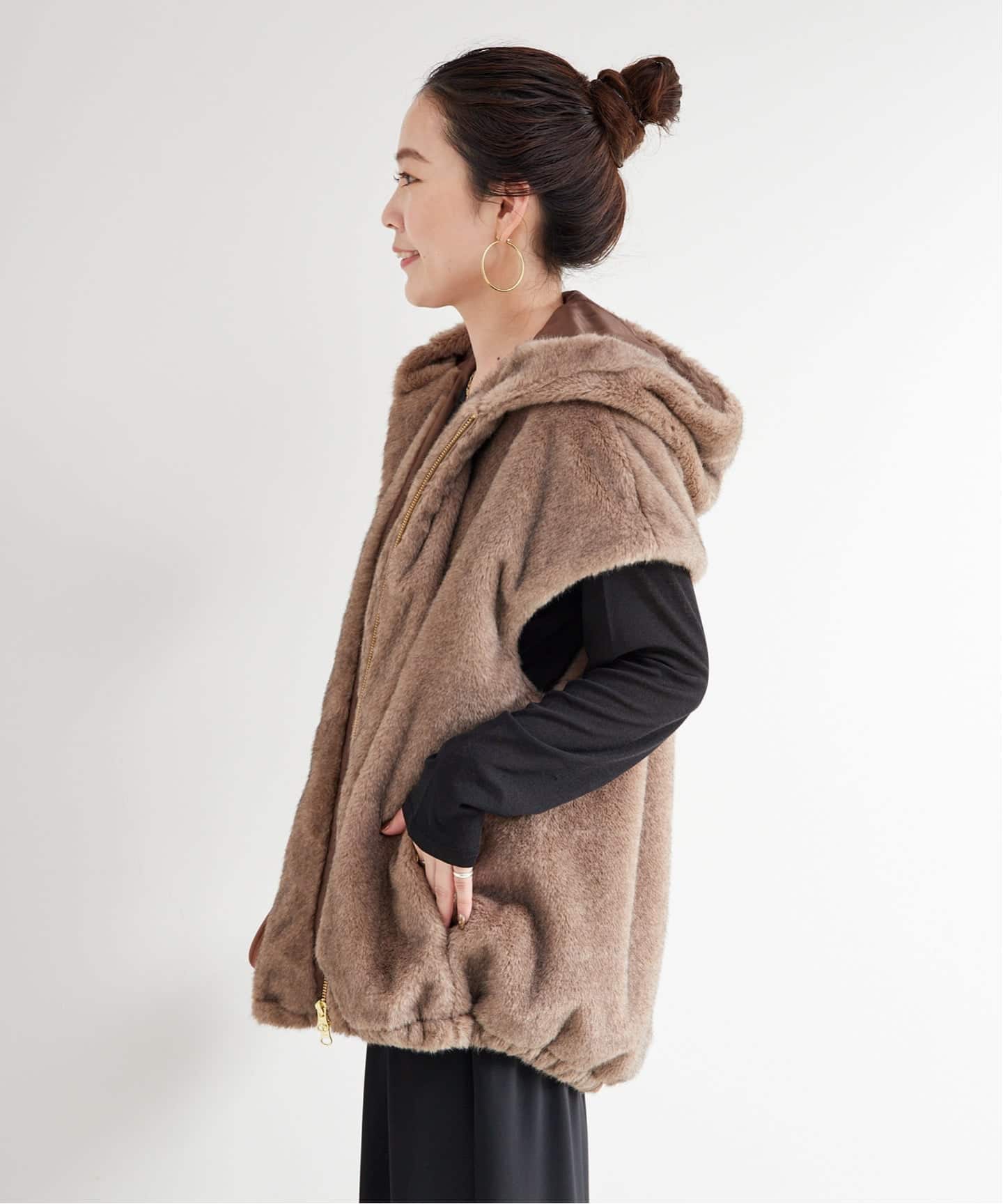 追加》【WEB＋一部店舗限定】手洗い可 / フード付きミンク調ファー