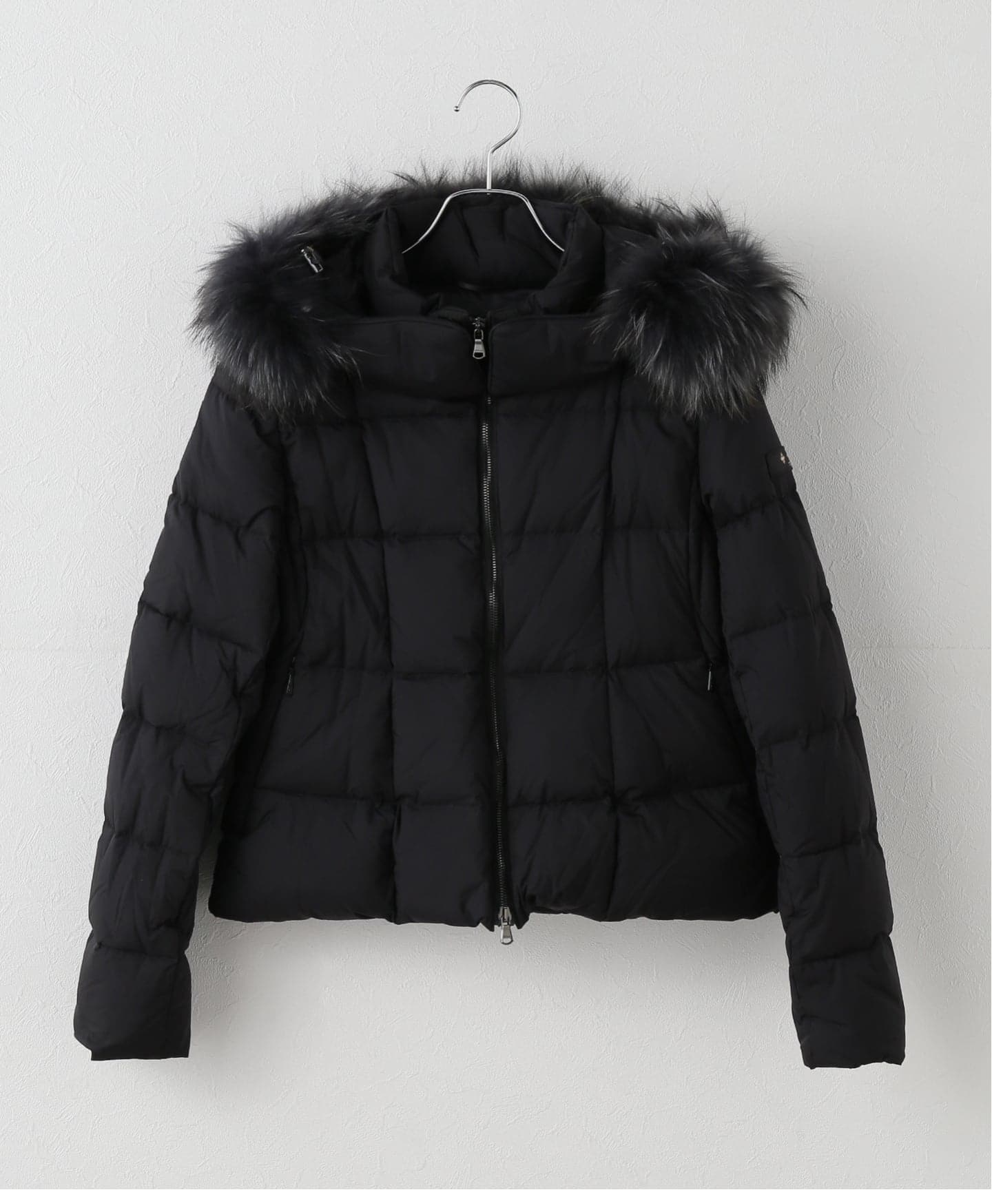 【タグ付き】 タトラス AVECI アヴェチ ダウンジャケット 24AW 人気 AVECI アヴェチ | タトラス公式オンラインストア