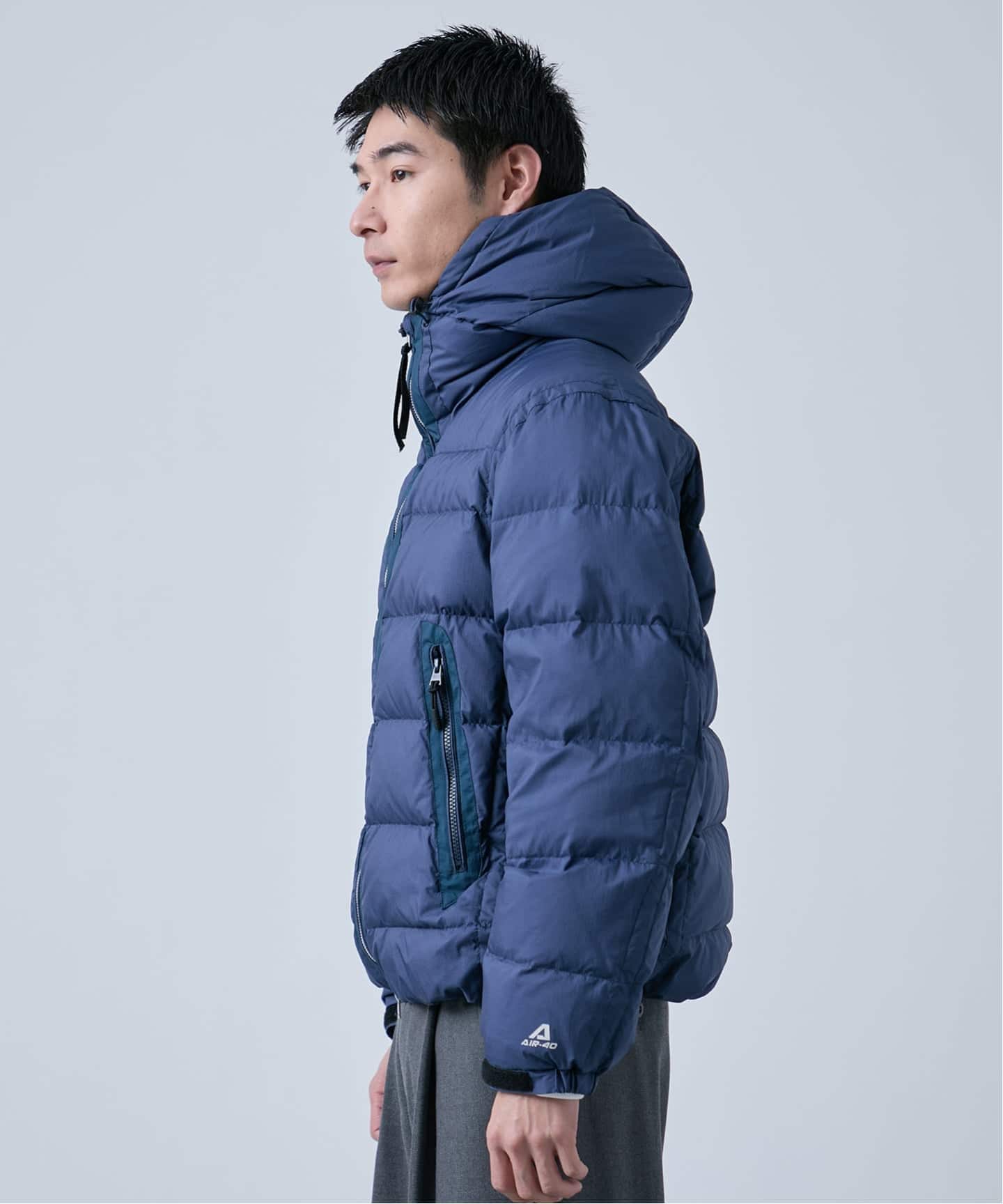 コンパクトフィット ライトダウンジャケット（ダウンジャケット）｜B.C