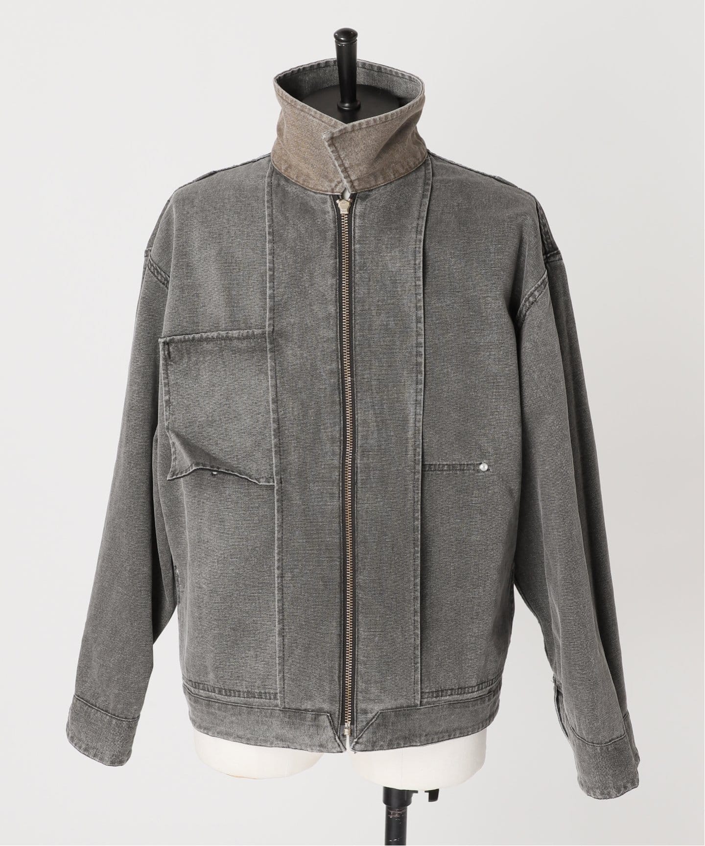 クルニ　スタンドショートブルゾン　ジャケット　ベスト　ブルーグレー AS KNOW AS plus（アズノゥアズプラス）の「◎ナイロン サイドライン