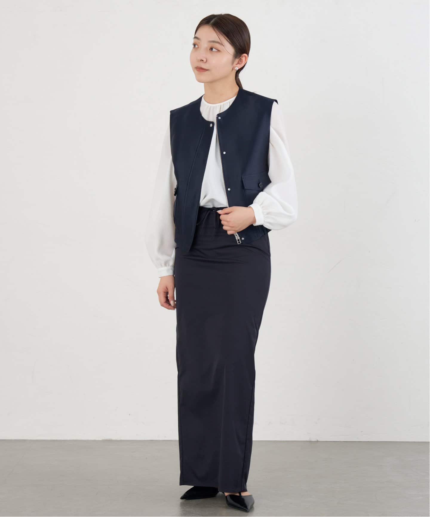 未使用 25SS IENA イエナ シルクコンツイル ノーカラー ベスト サイズF ベージュ  レディース 古着 中古 USED IENA（イエナ） 未使用 25SS IENA シルクコンツイル ノーカラー ベスト