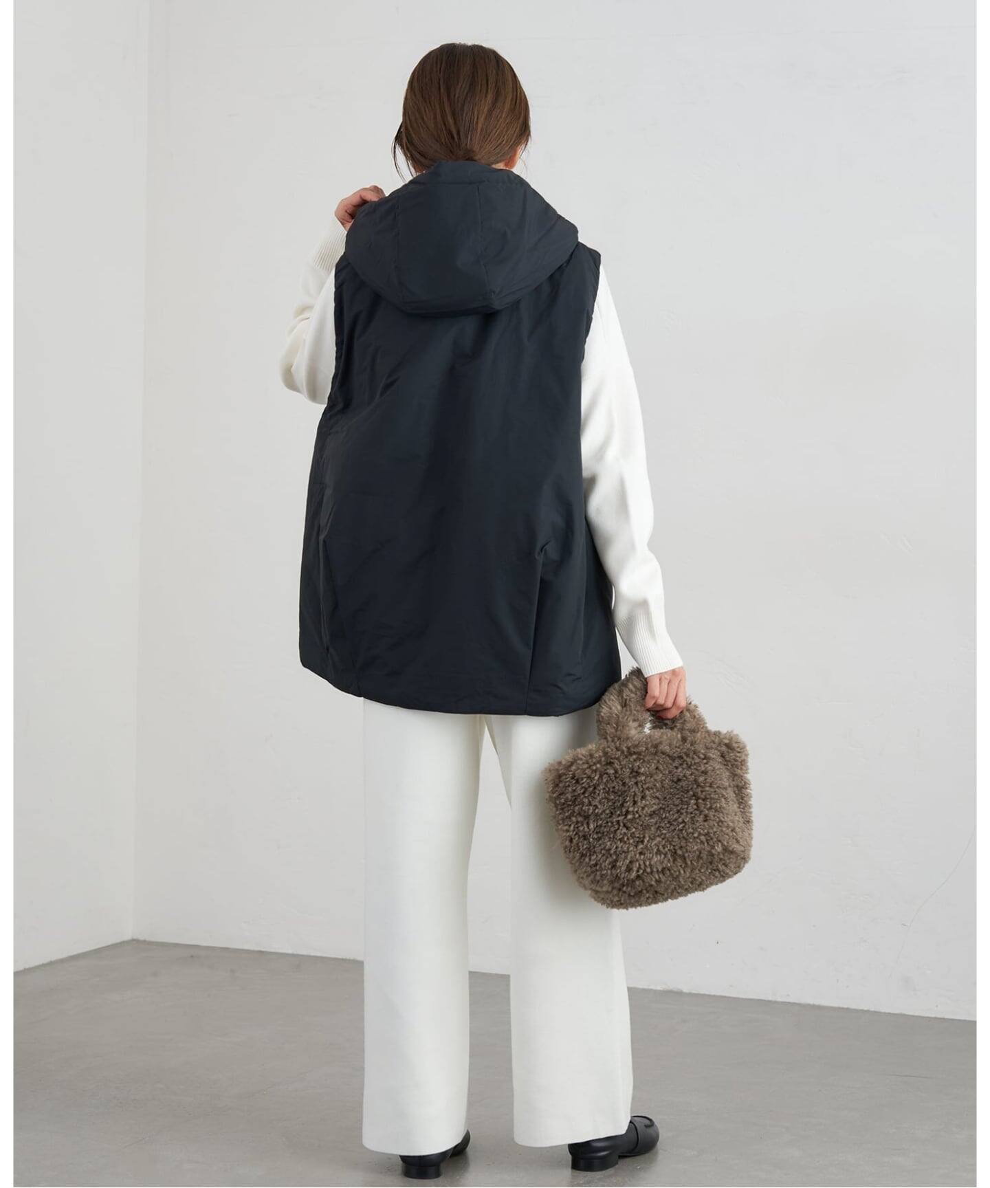 DESCENTE ALLTERRAIN INSULATED LIGHTWEIGHT VEST ダウンベスト