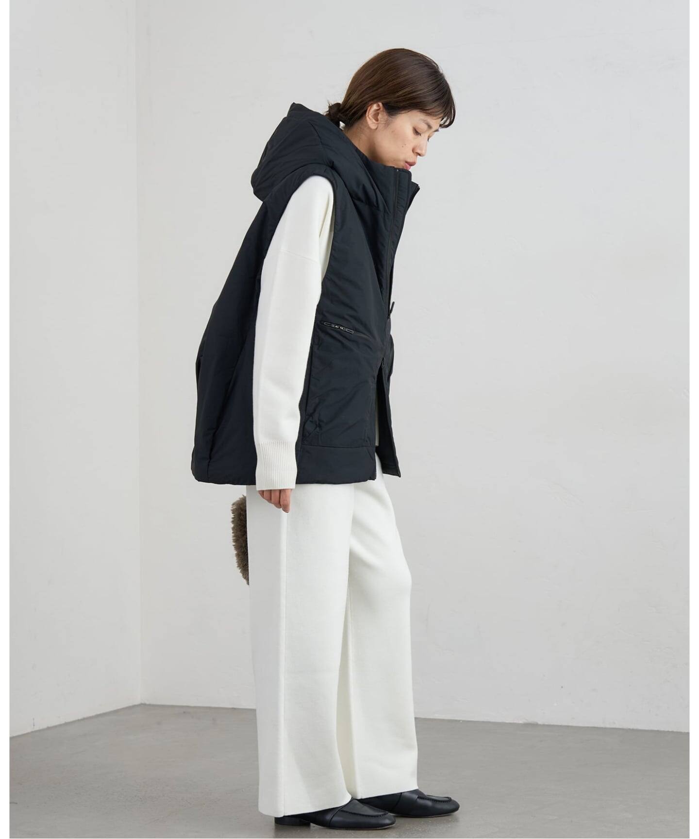 DESCENTE ALLTERRAIN INSULATED LIGHTWEIGHT VEST ダウンベスト