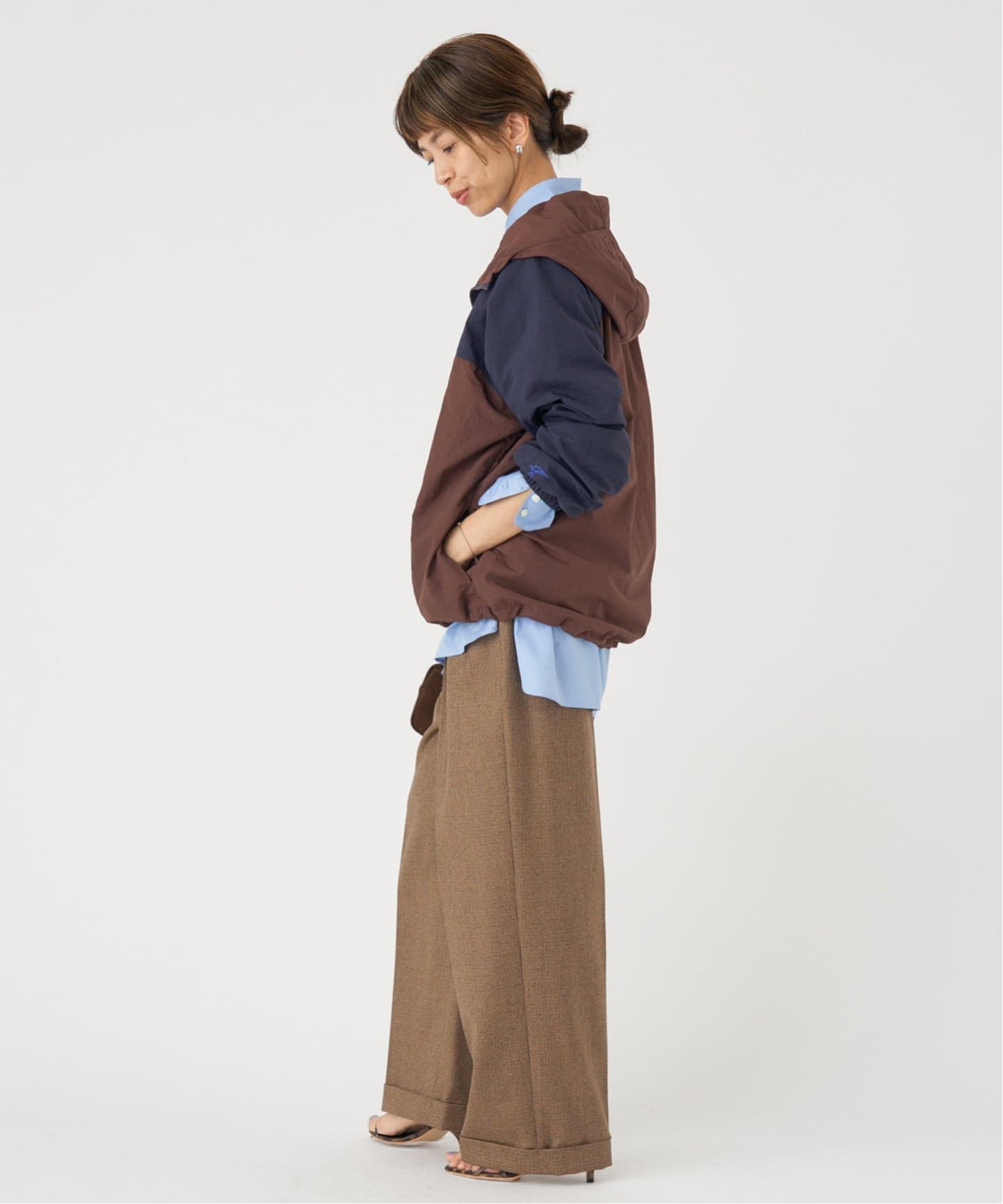 LA HUTTE/ラ ユット カラーフードパーカー（マウンテンパーカー