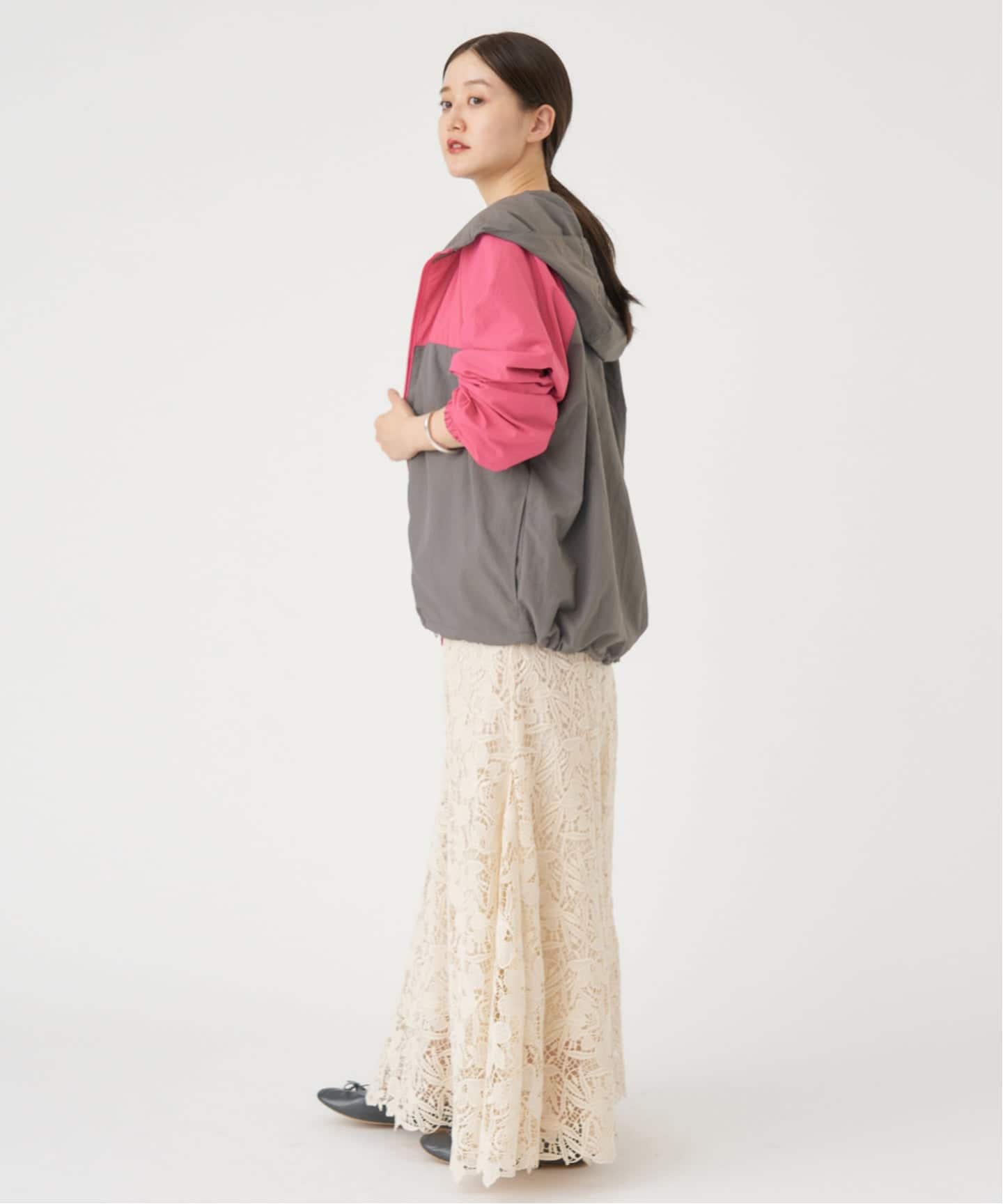 LA HUTTE/ラ ユット カラーフードパーカー（マウンテンパーカー