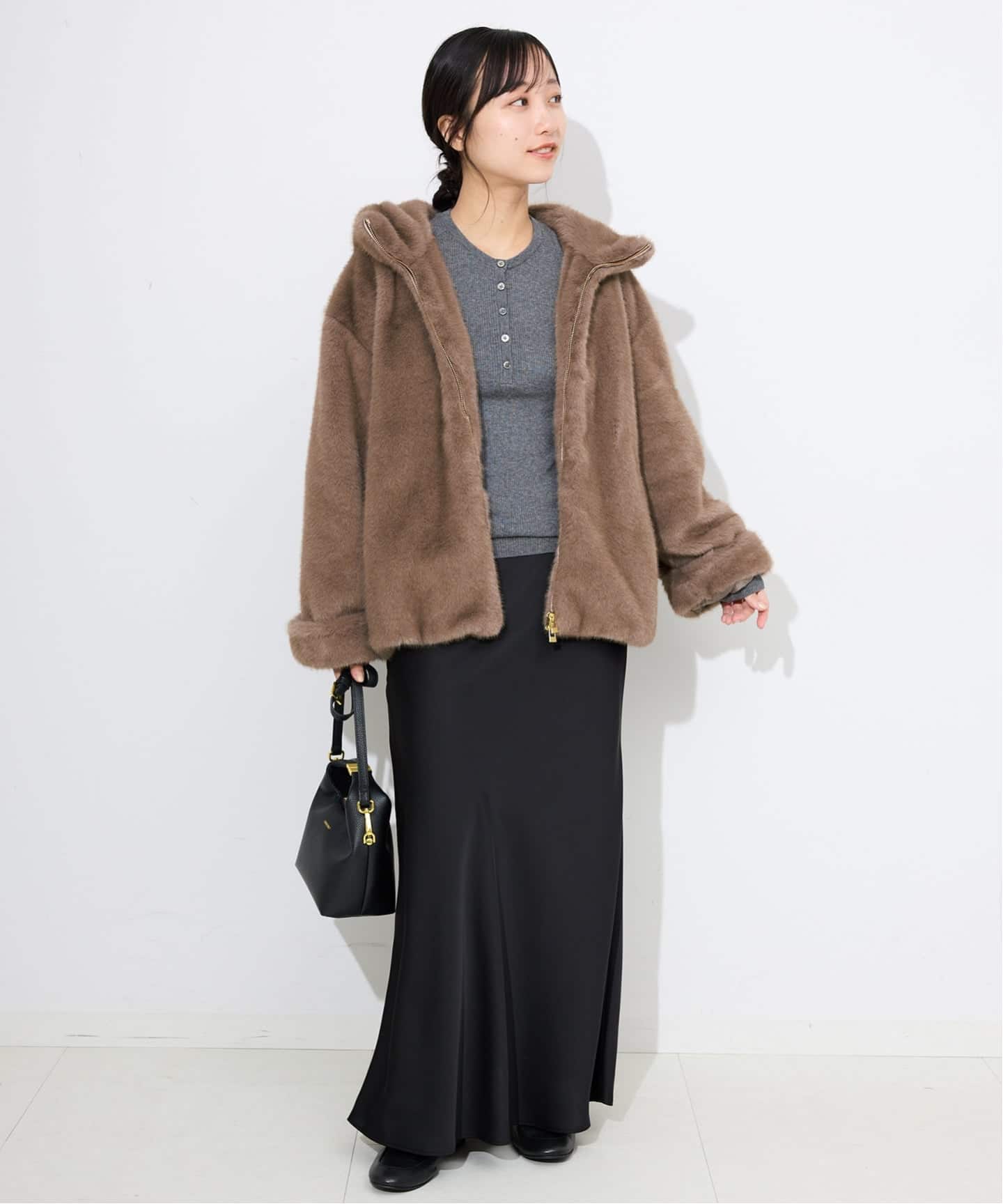 WEB限定/追加》FAKEファーフードブルゾン（その他ブルゾン／アウター