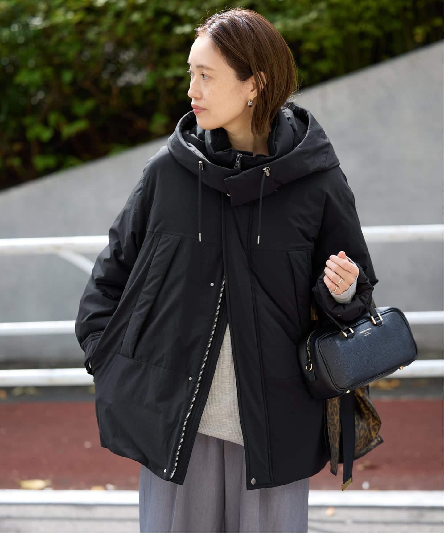 スローブイエナ　SLOBE IENA ダウンジャケット　美品　ブラック　36 予約》フェザーライト撥水モンスターダウン（ダウンジャケット