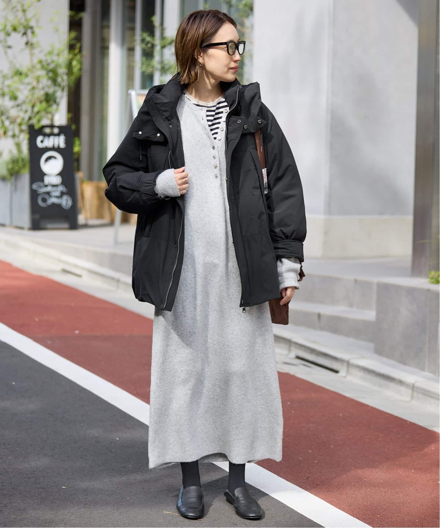 予約》フェザーライト撥水モンスターダウン（ダウンジャケット