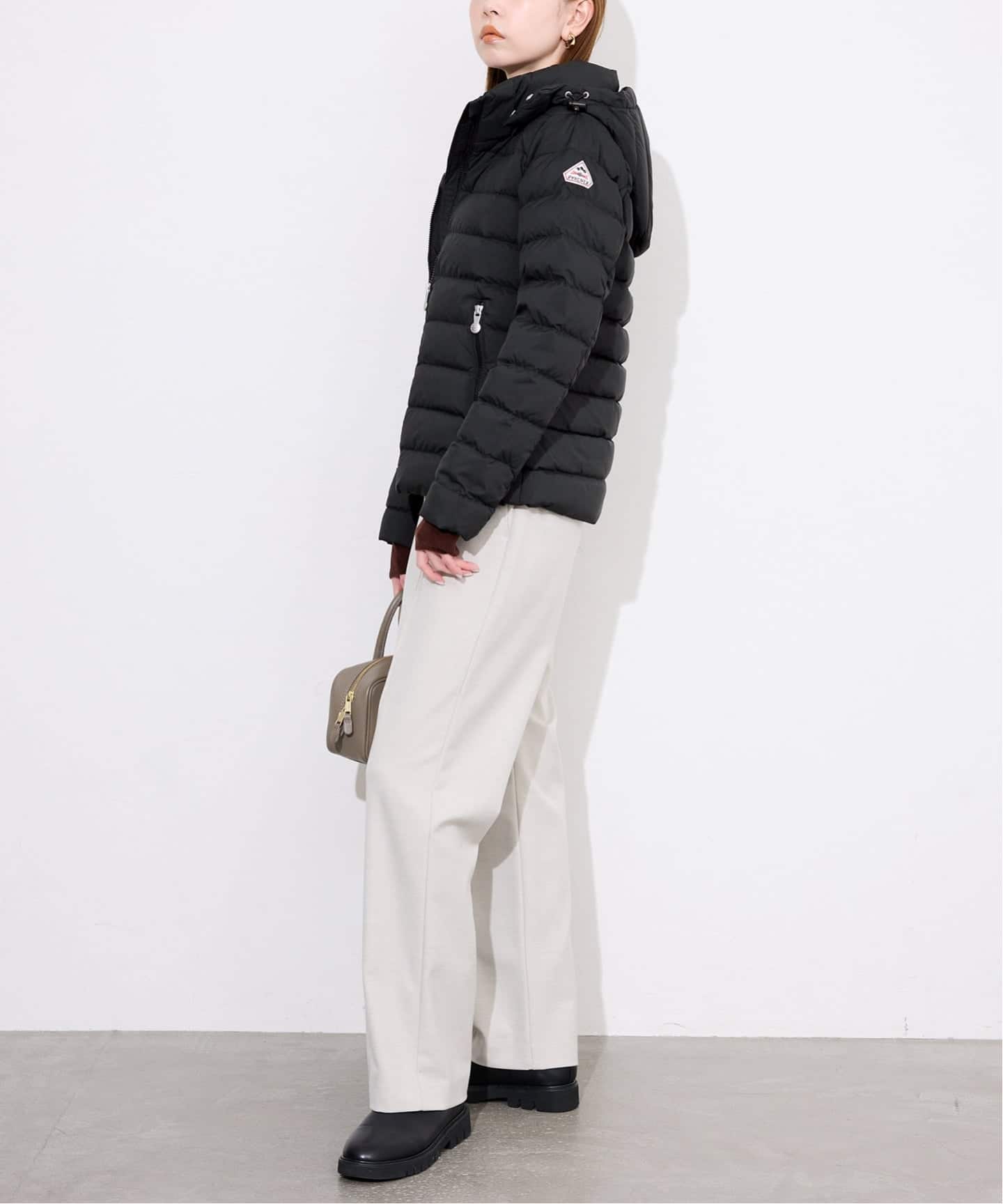 PYRENEX/ピレネックス SPOUTNIC SOFT 2 HWU062 ダウンコート（ダウン