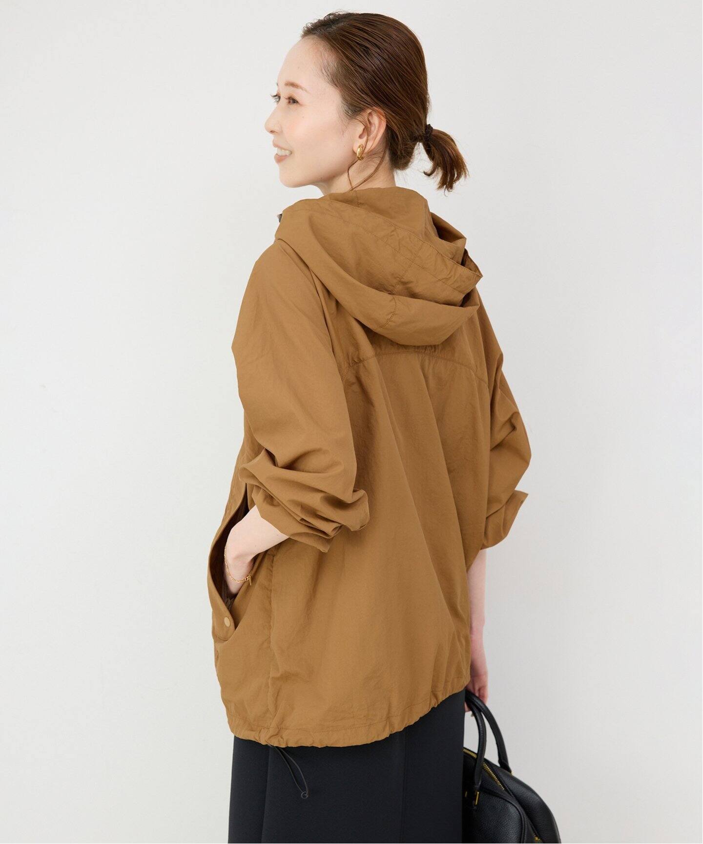 新品タグ付 SLOBE IENA フーディECOファー 新品タグ付 SLOBE IENA フーディECOファー