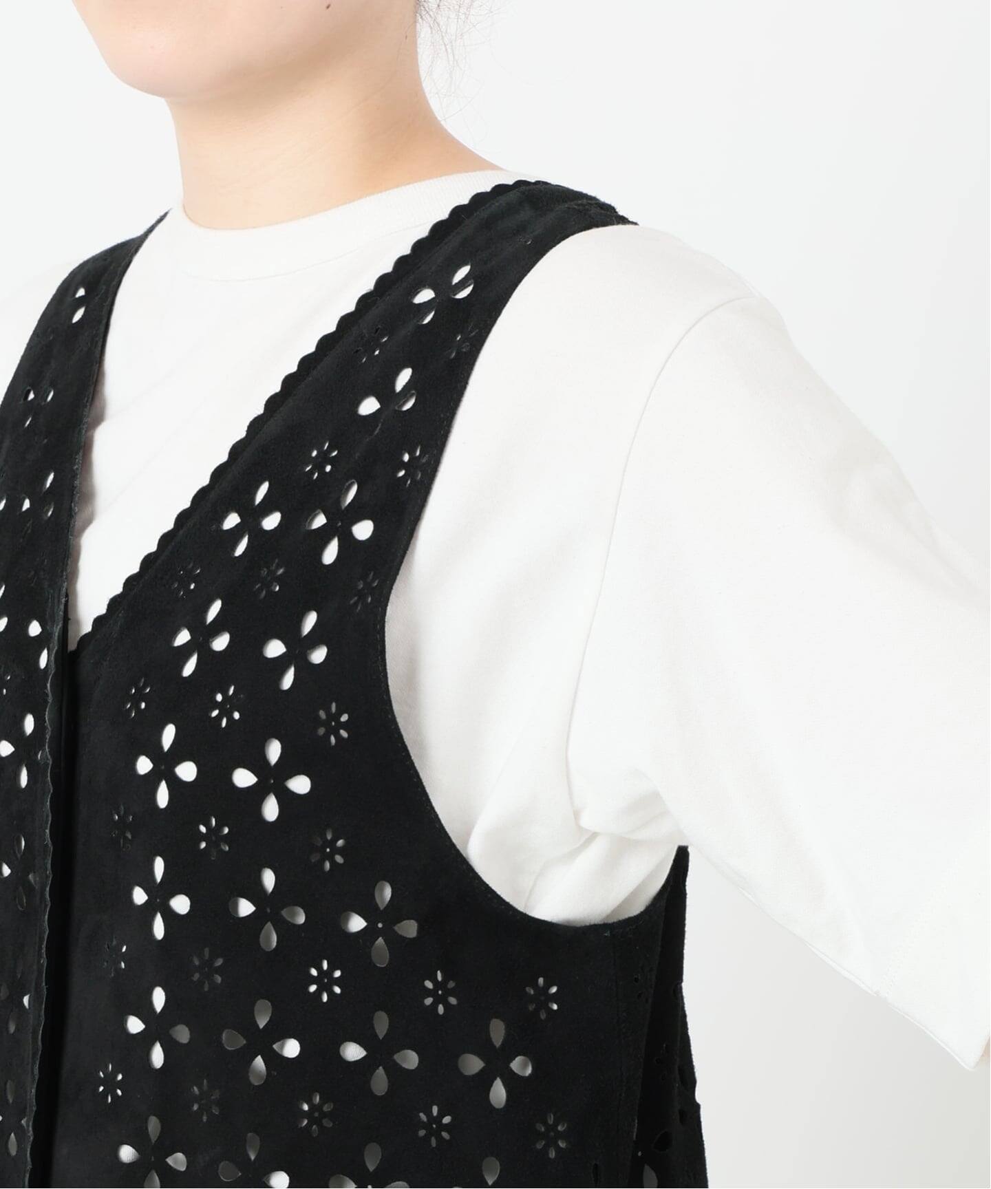 美品 定価8.2万 2025AW イエナ IENA LA BOUCLE Punching Suede 2WAY Vest＼ブラック パンチングスエード ベスト 山羊革【2400014682762】 IENA - 美品 定価8.2万 2025AW イエナ IENA LA BOUCLE Punching Suede