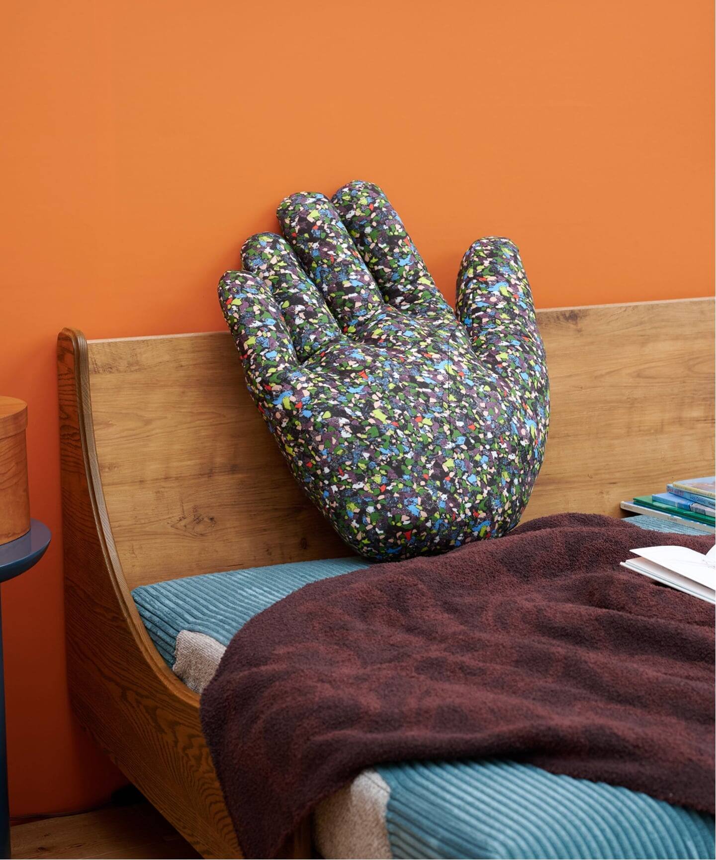 PORTRAIT LAB】 HAND S CUSHION クッション（クッション／クッション