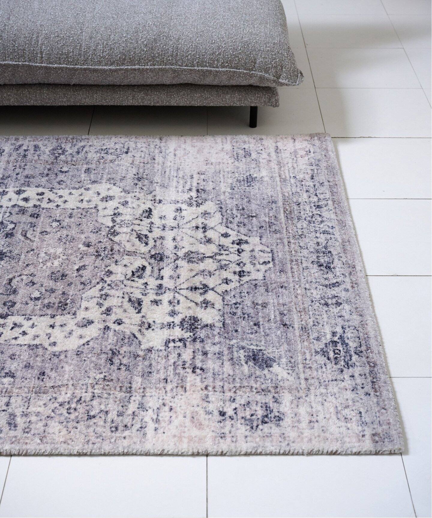 新品Tufted Jardin Rugタフテッド ジャーディンラグ61×91cm 新品Tufted Jardin Rugタフテッド ジャーディンラグ61×91cm