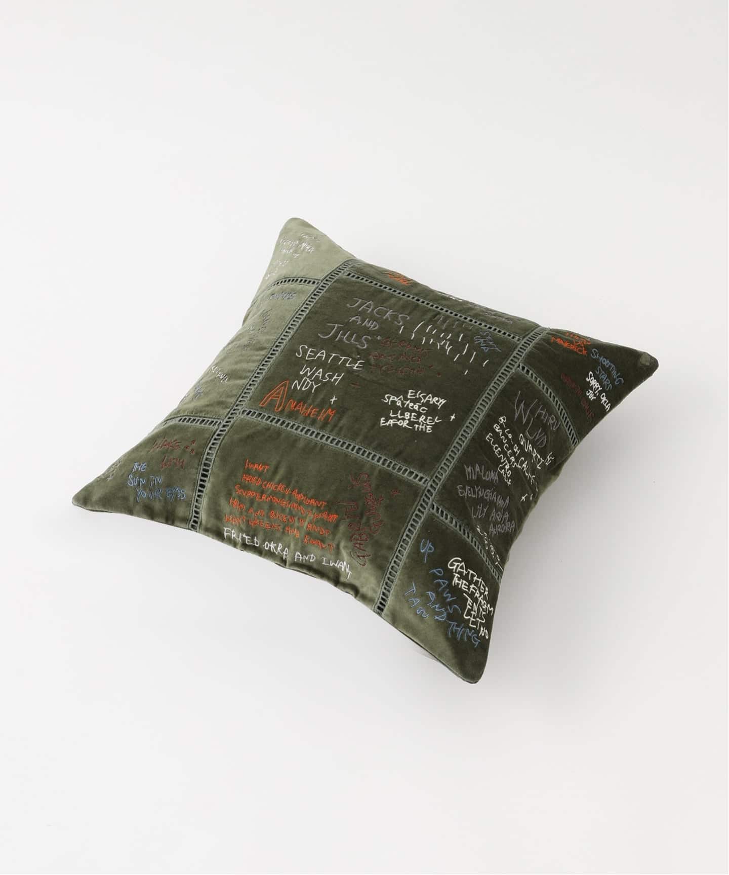 VELVET GRAFFITI CUSHION クッションカバー45cm（クッション