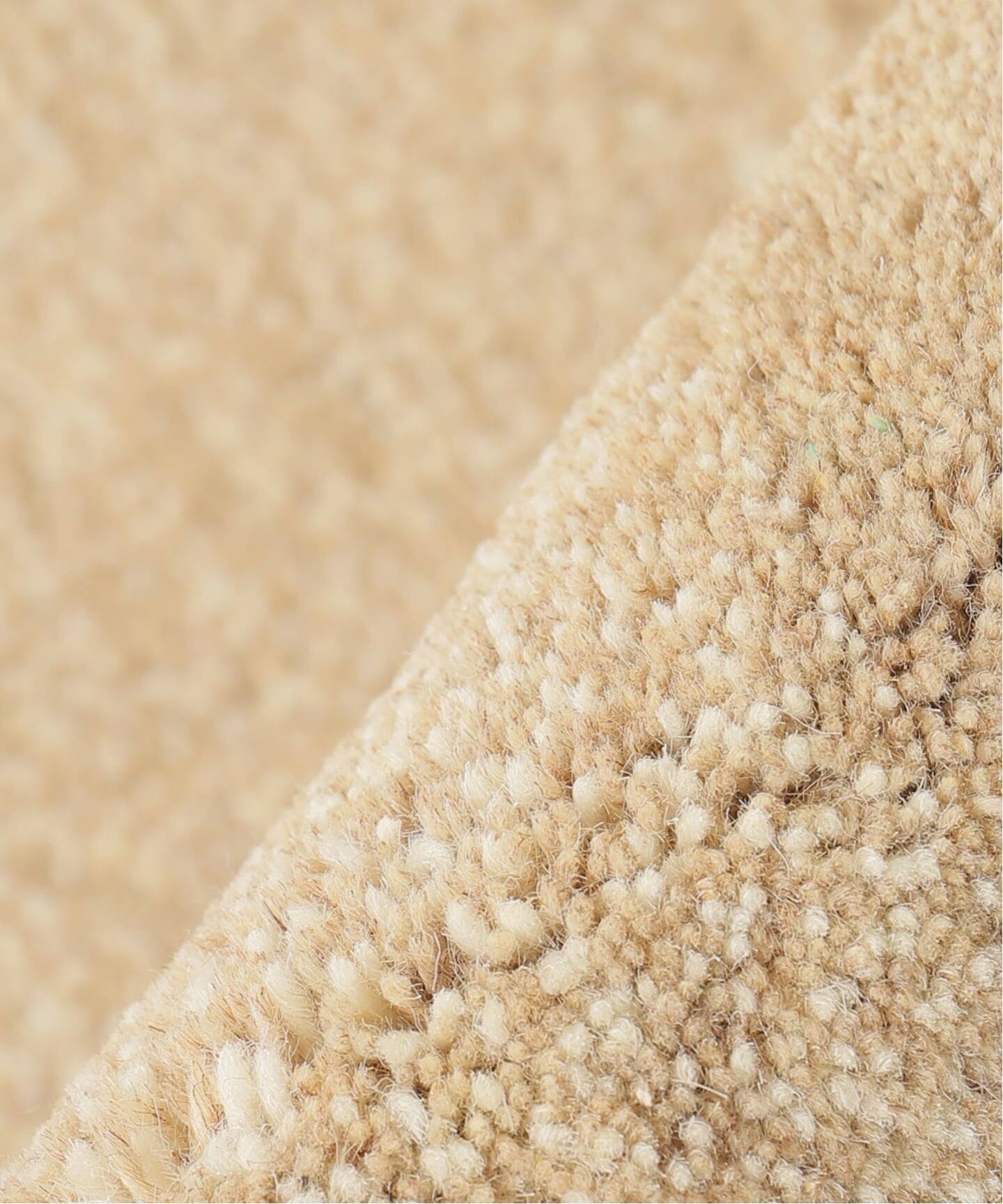 ベージュとミルクティーのヴィンテージラグ　雅姫さんNo.685 MIJEK RUG 140X200 ミジェク ラグ（ラグ・マット）｜ACME Furniture