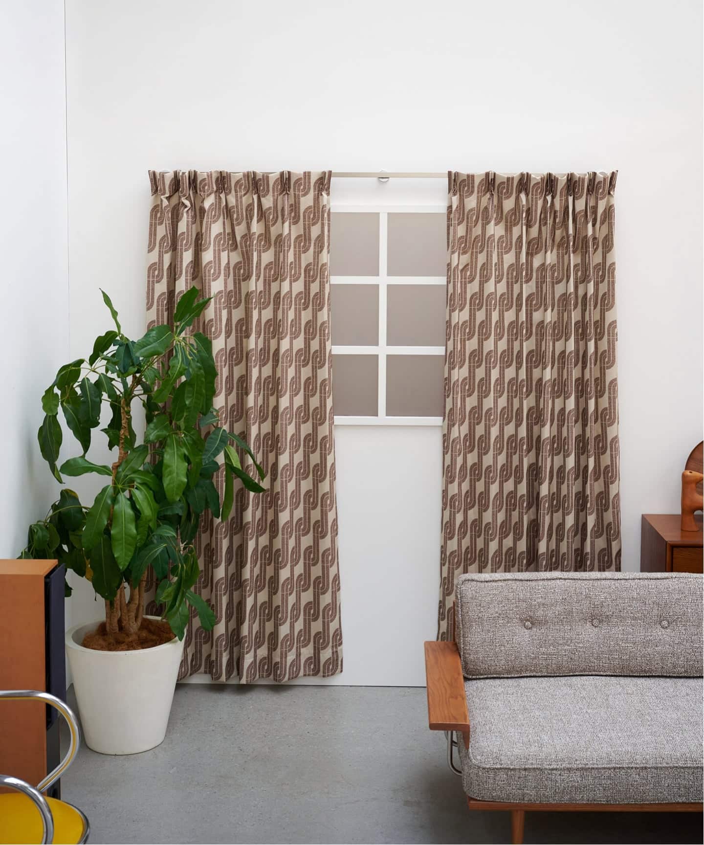 予約》CURTAIN UWP GILROY 100x110 2枚セット（インテリアファブリック