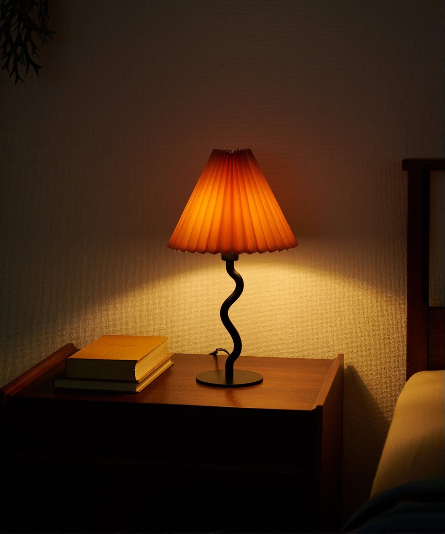 WAVY TABLE LAMP COLOR ウェービー テーブル ランプ（照明）｜JOURNAL