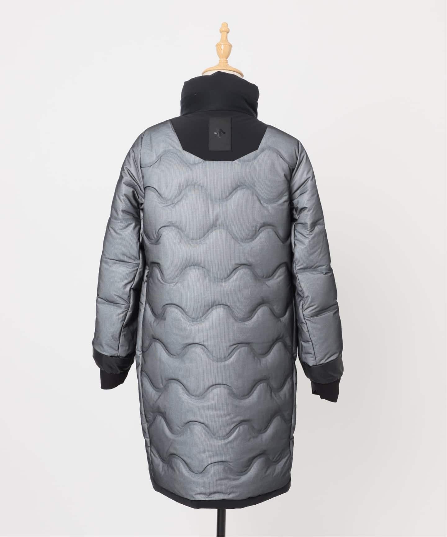 一部店舗+WEB》DESCENTE / デサント MIZUSAWA INVISIBLE DOWN COAT