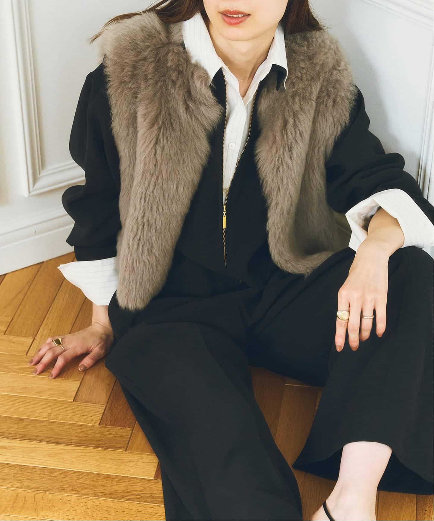 カールドノヒュー マフラー 新品同様 グレー Karl Donoghue カールドノヒュー Karl Donoghue ムートン グレー×イエロー マフラー