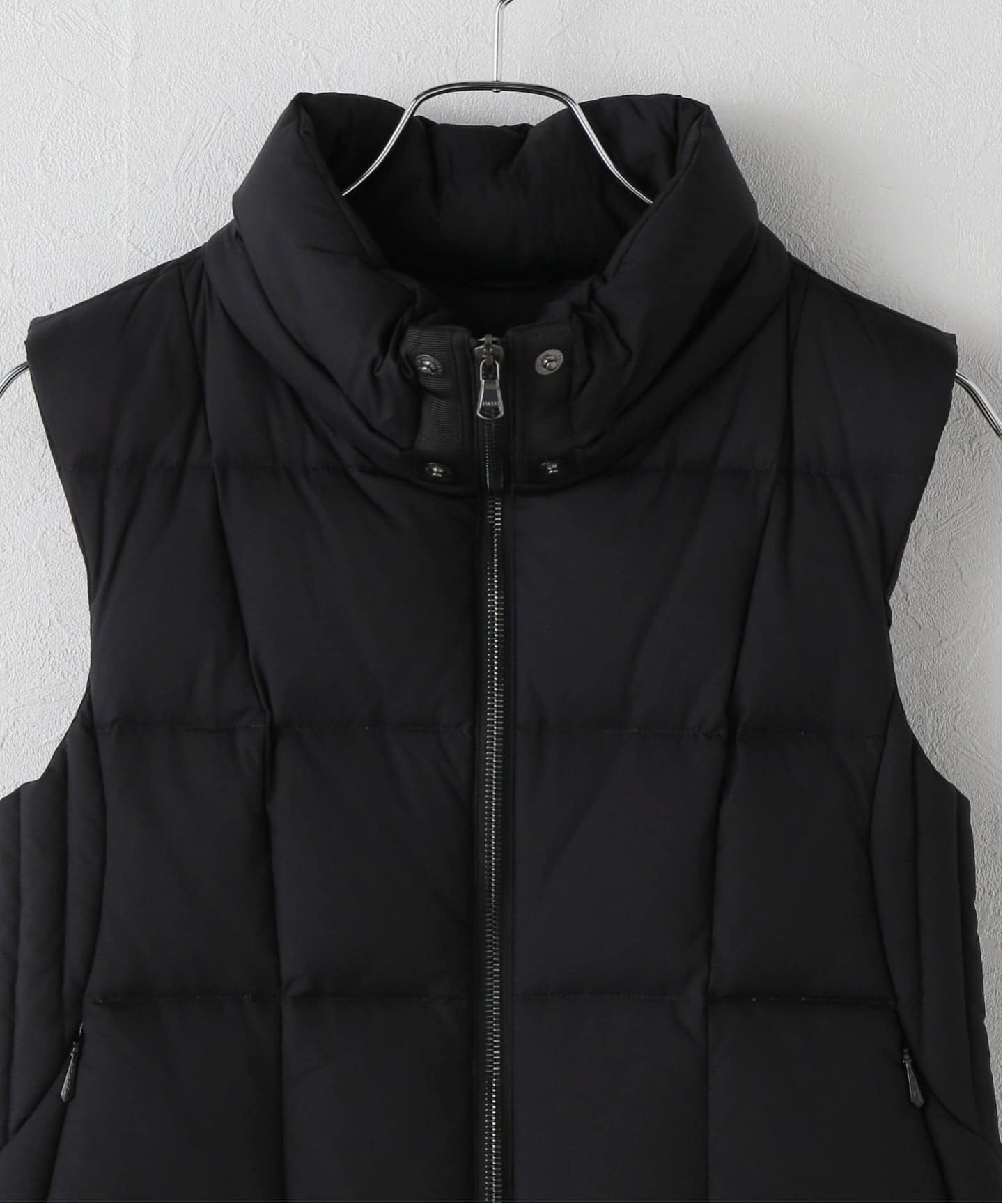 タトラス ノーカラーダウンベスト WEB・一部店舗限定》TATRAS/タトラス ZALAGA ザラガ ダウンベスト